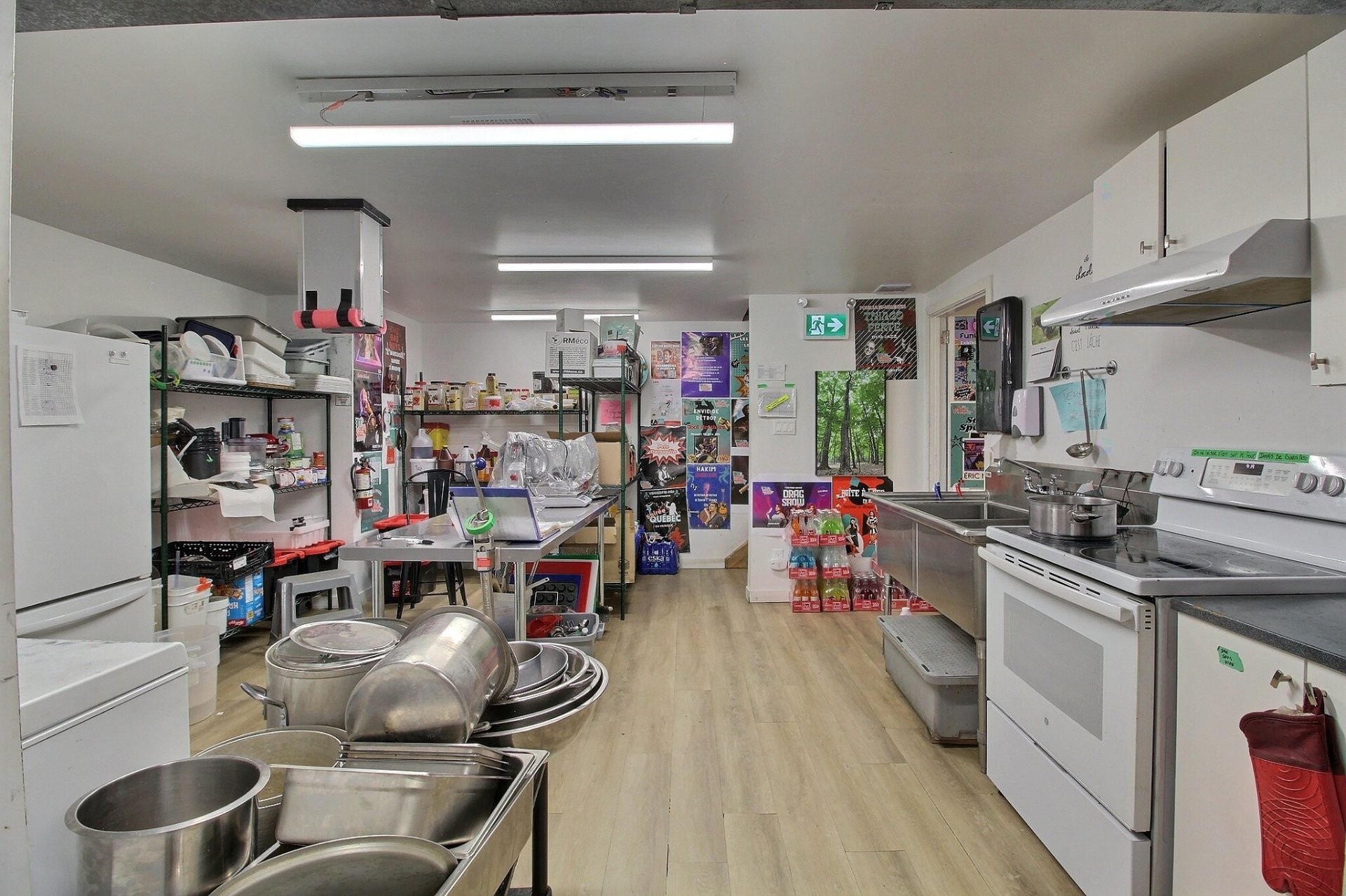 









1110

 - 1114


Rue King O.

,
Sherbrooke (Les Nations),




QC
J1H1S2

