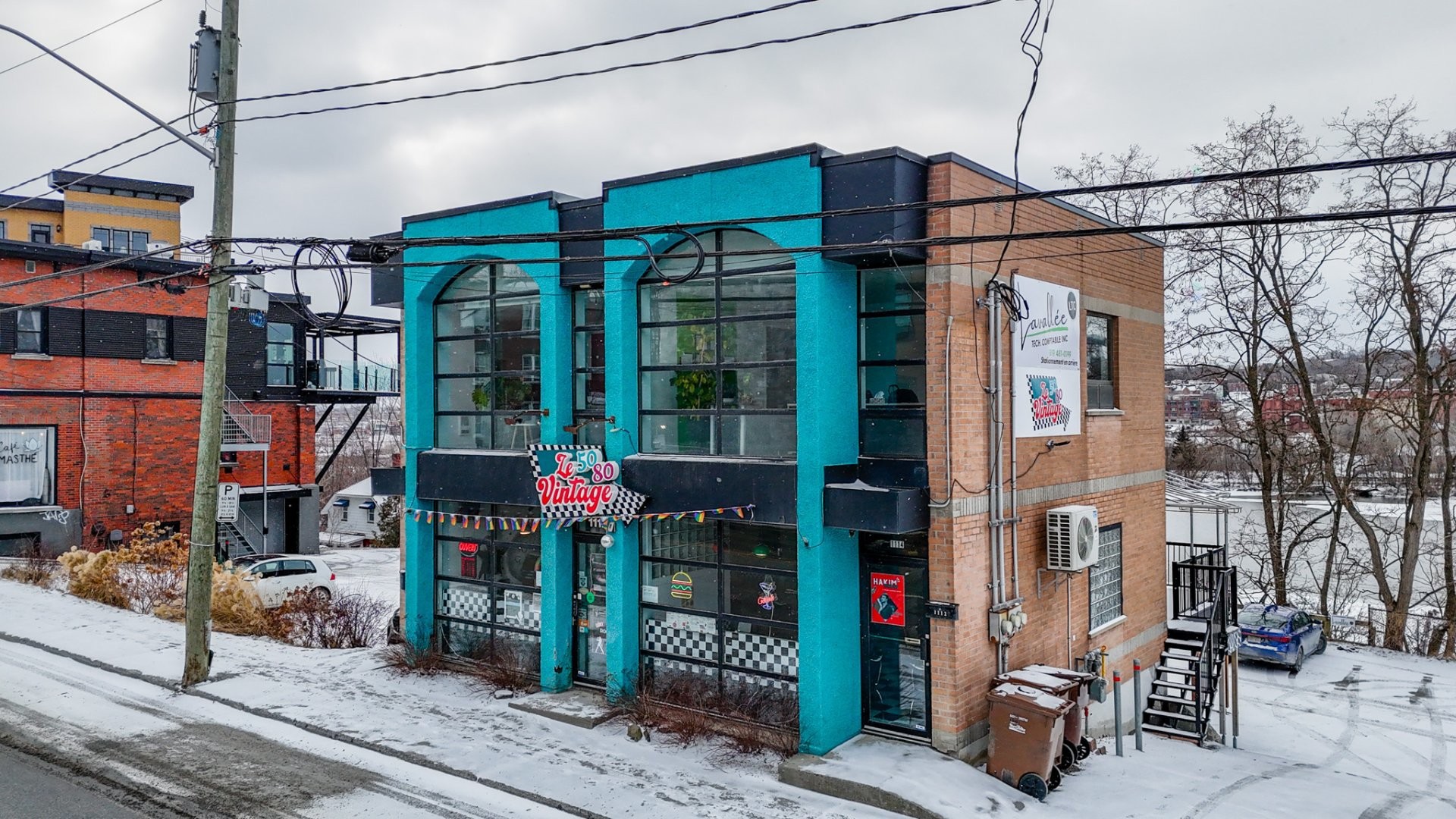 









1110

 - 1114


Rue King O.

,
Sherbrooke (Les Nations),




QC
J1H1S2

