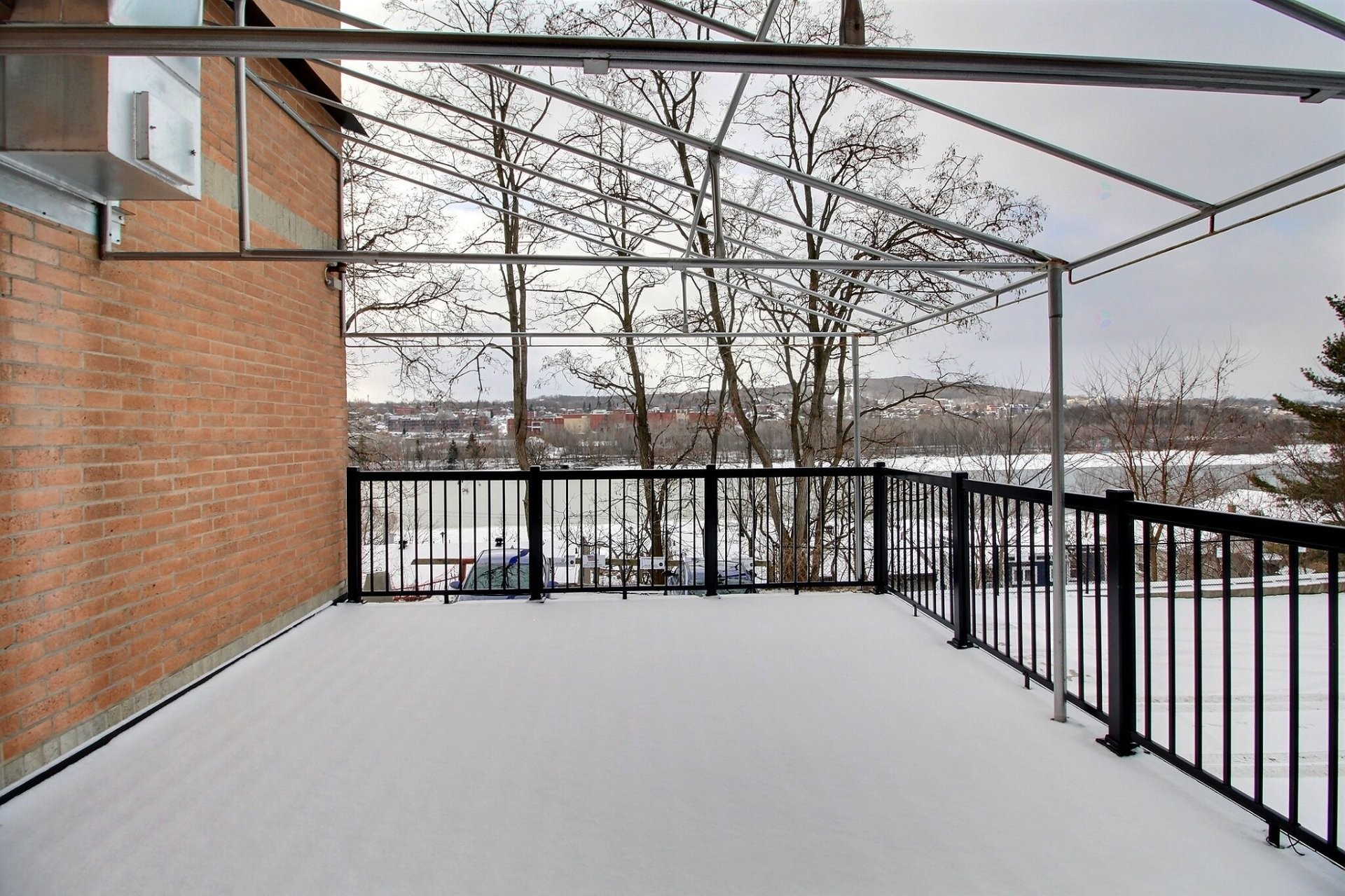 









1110

 - 1114


Rue King O.

,
Sherbrooke (Les Nations),




QC
J1H1S2

