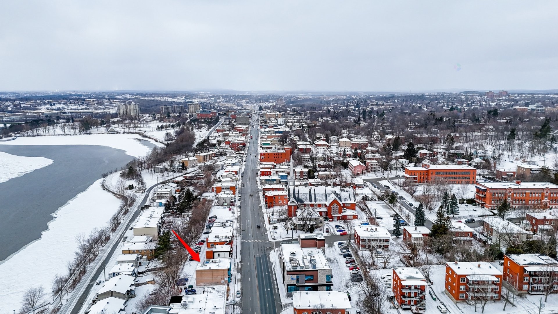 









1110

 - 1114


Rue King O.

,
Sherbrooke (Les Nations),




QC
J1H1S2

