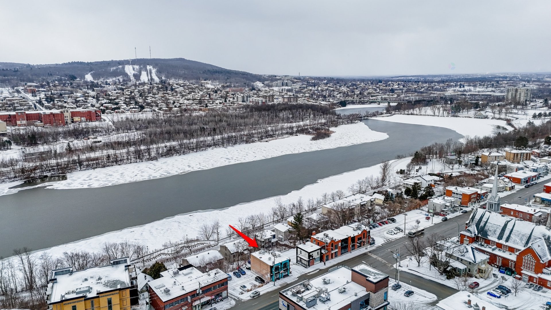 









1110

 - 1114


Rue King O.

,
Sherbrooke (Les Nations),




QC
J1H1S2

