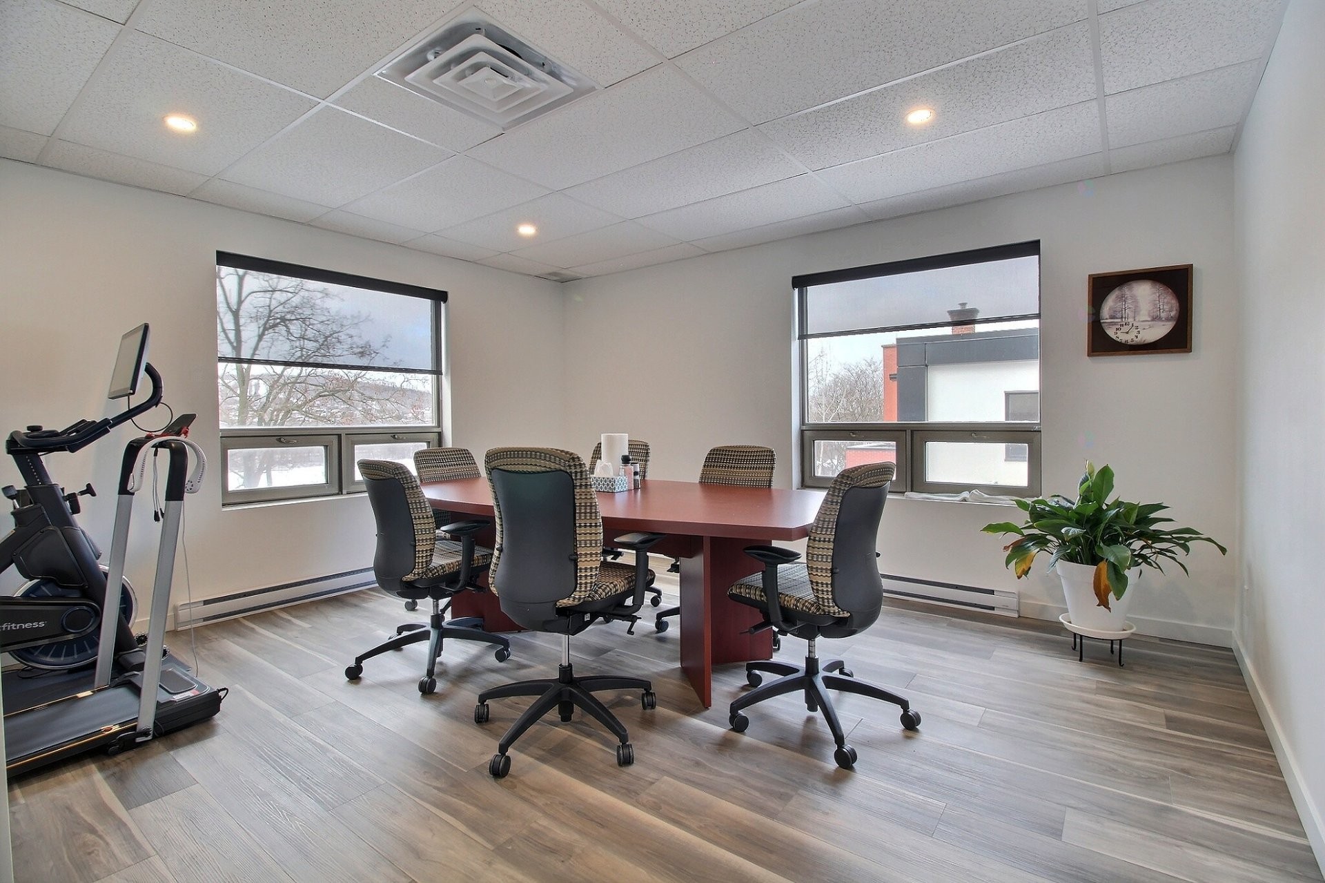 









1110

 - 1114


Rue King O.

,
Sherbrooke (Les Nations),




QC
J1H1S2

