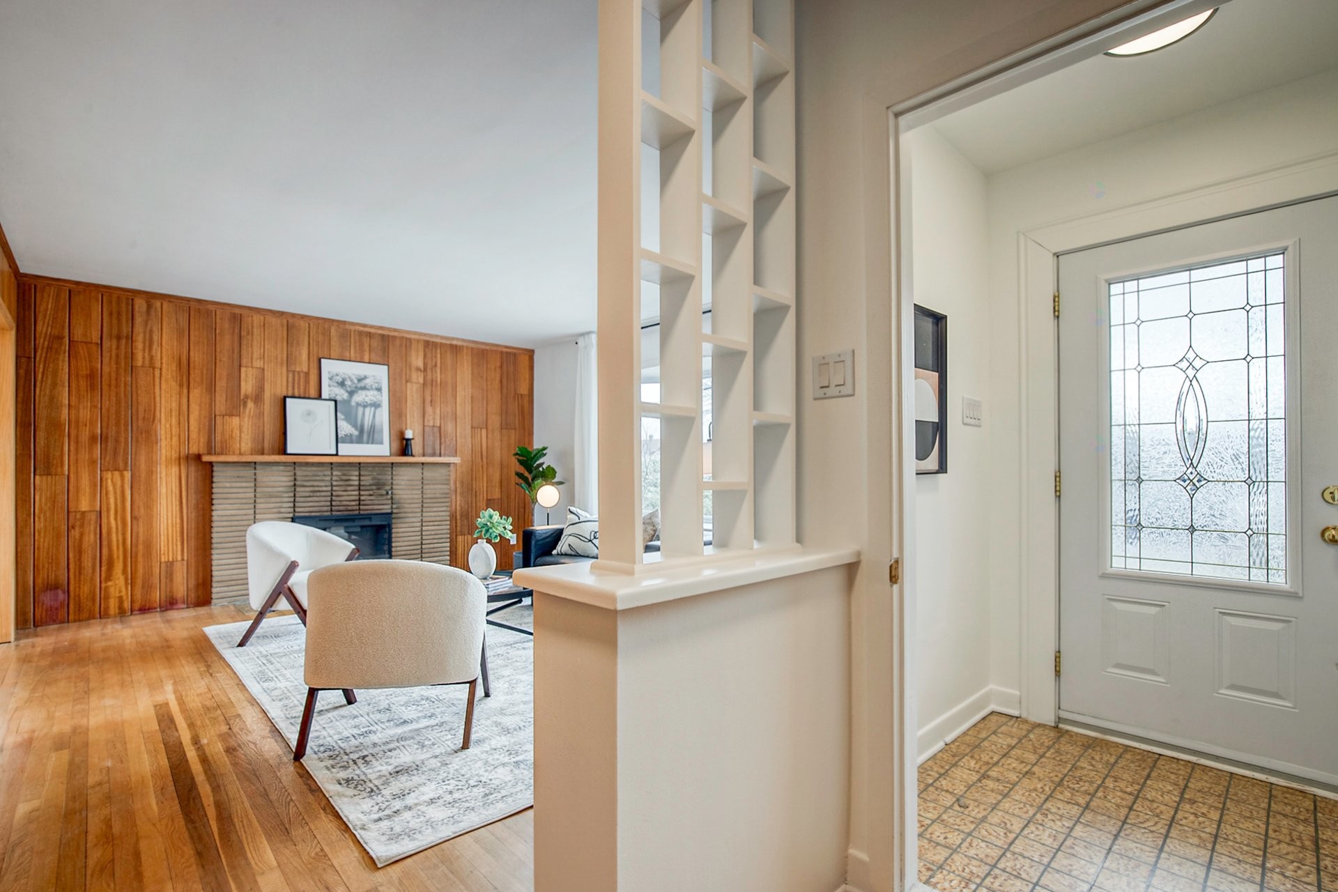 









2104


Rue Bellevue

,
Saint-Bruno-de-Montarville,




QC
J3V3X5

