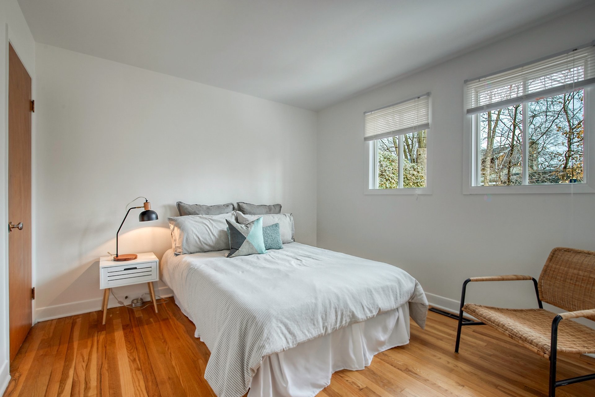 









2104


Rue Bellevue

,
Saint-Bruno-de-Montarville,




QC
J3V3X5

