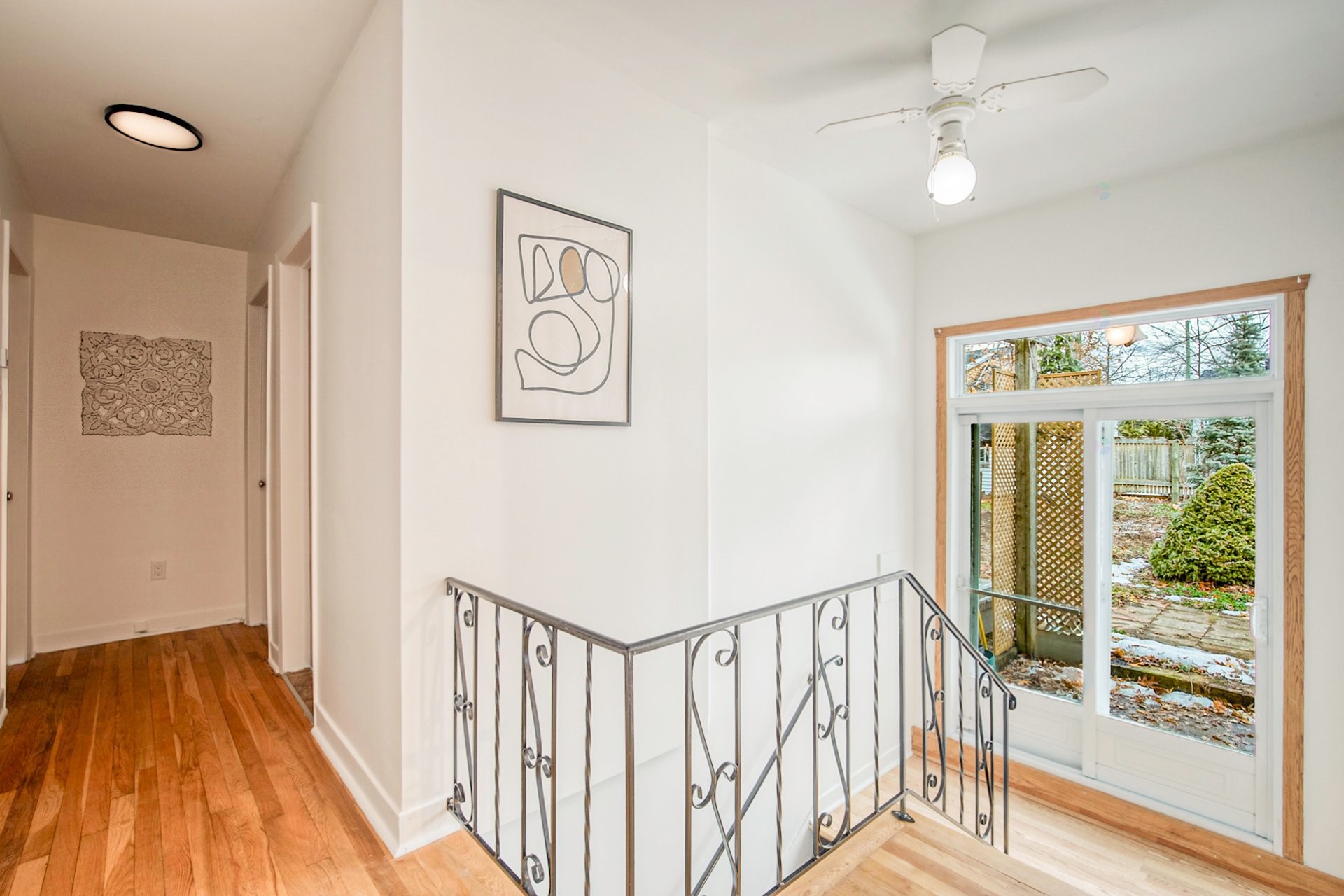 









2104


Rue Bellevue

,
Saint-Bruno-de-Montarville,




QC
J3V3X5

