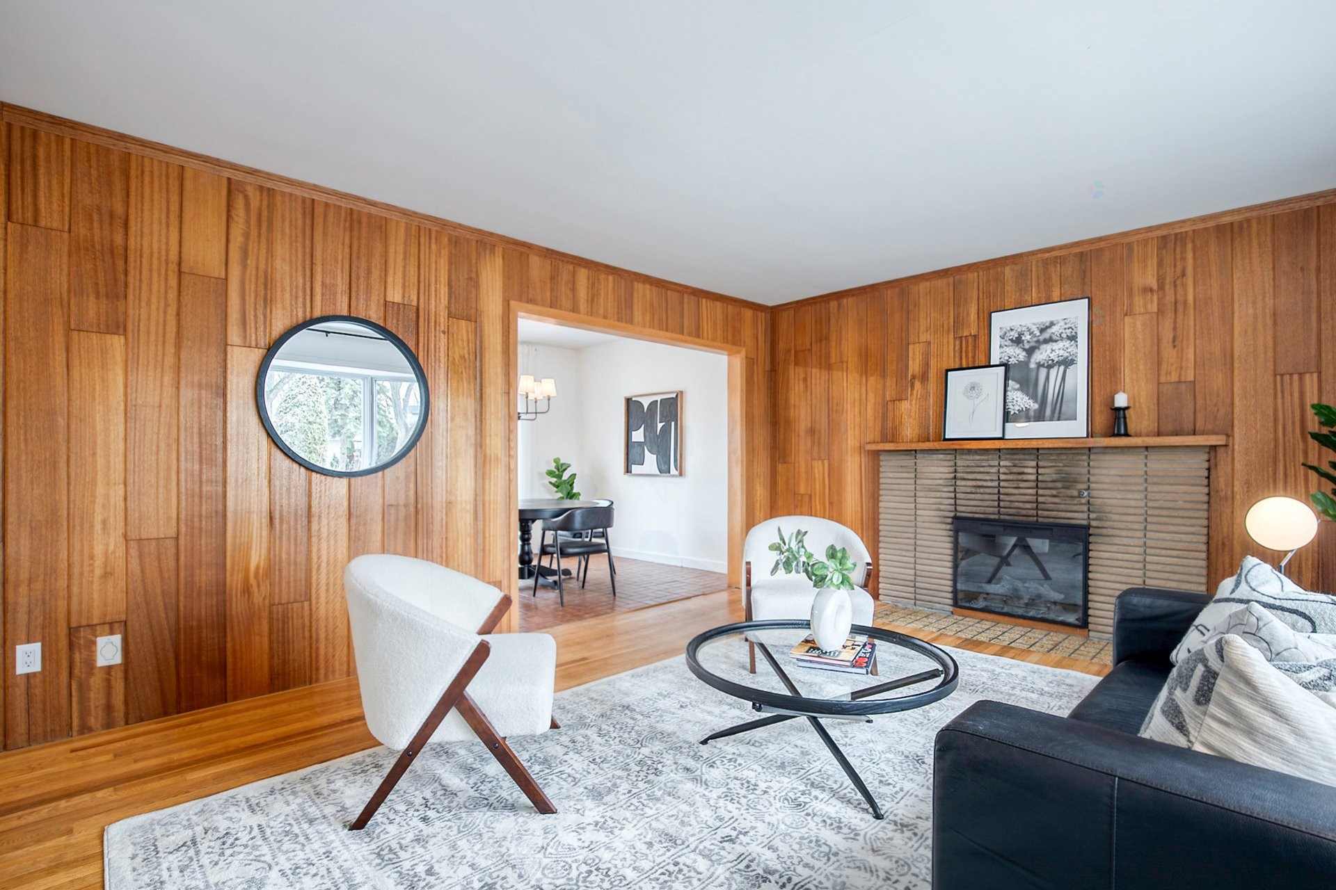 









2104


Rue Bellevue

,
Saint-Bruno-de-Montarville,




QC
J3V3X5

