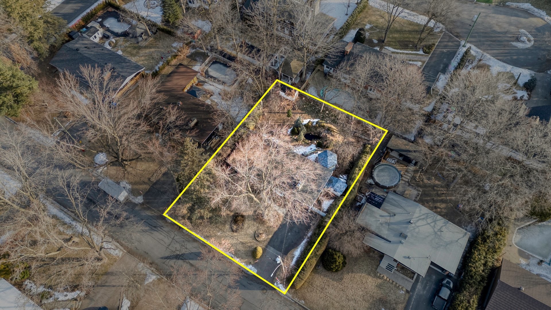 









2104


Rue Bellevue

,
Saint-Bruno-de-Montarville,




QC
J3V3X5

