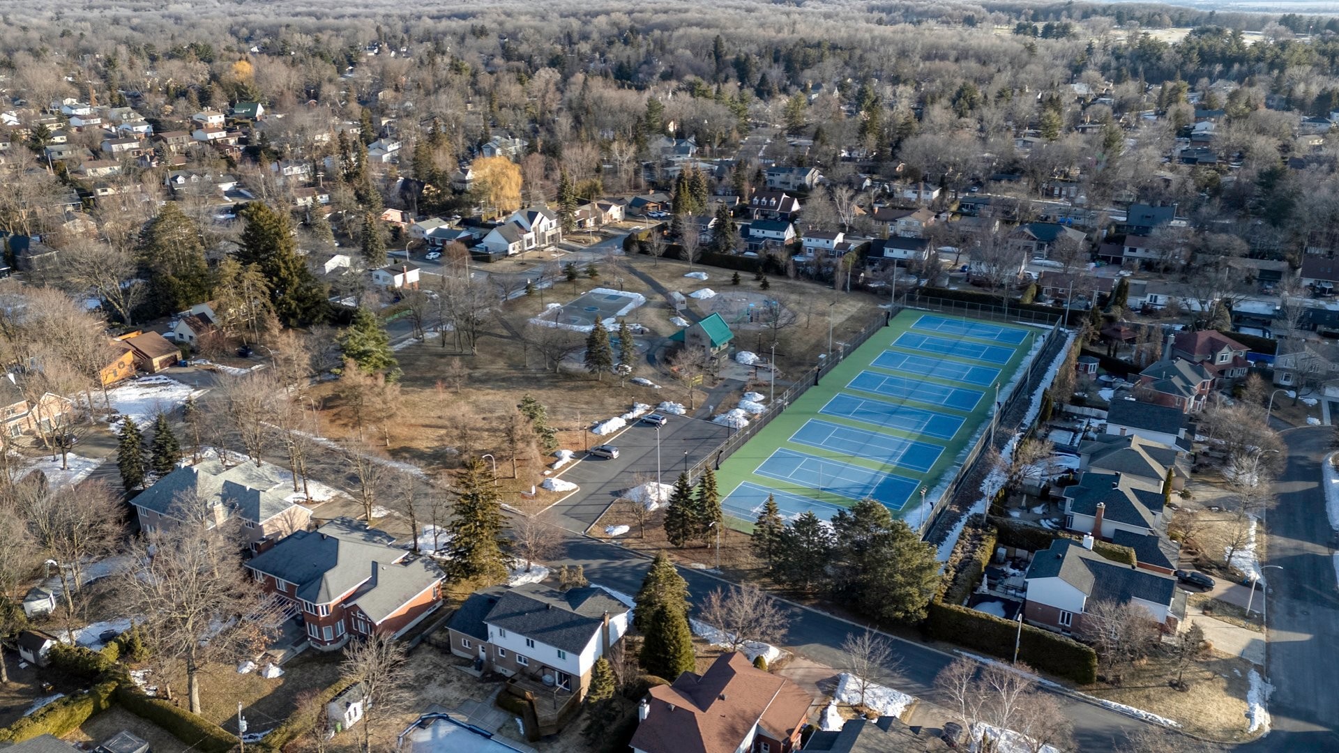 









2104


Rue Bellevue

,
Saint-Bruno-de-Montarville,




QC
J3V3X5

