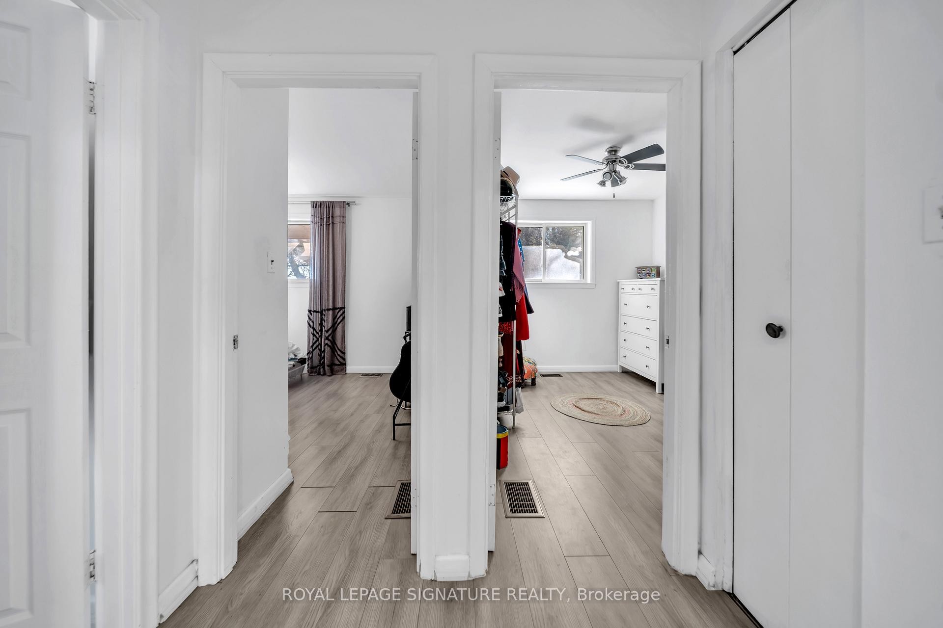 









21


Huron

Court,
Aurora,




ON
L4G 2X7

