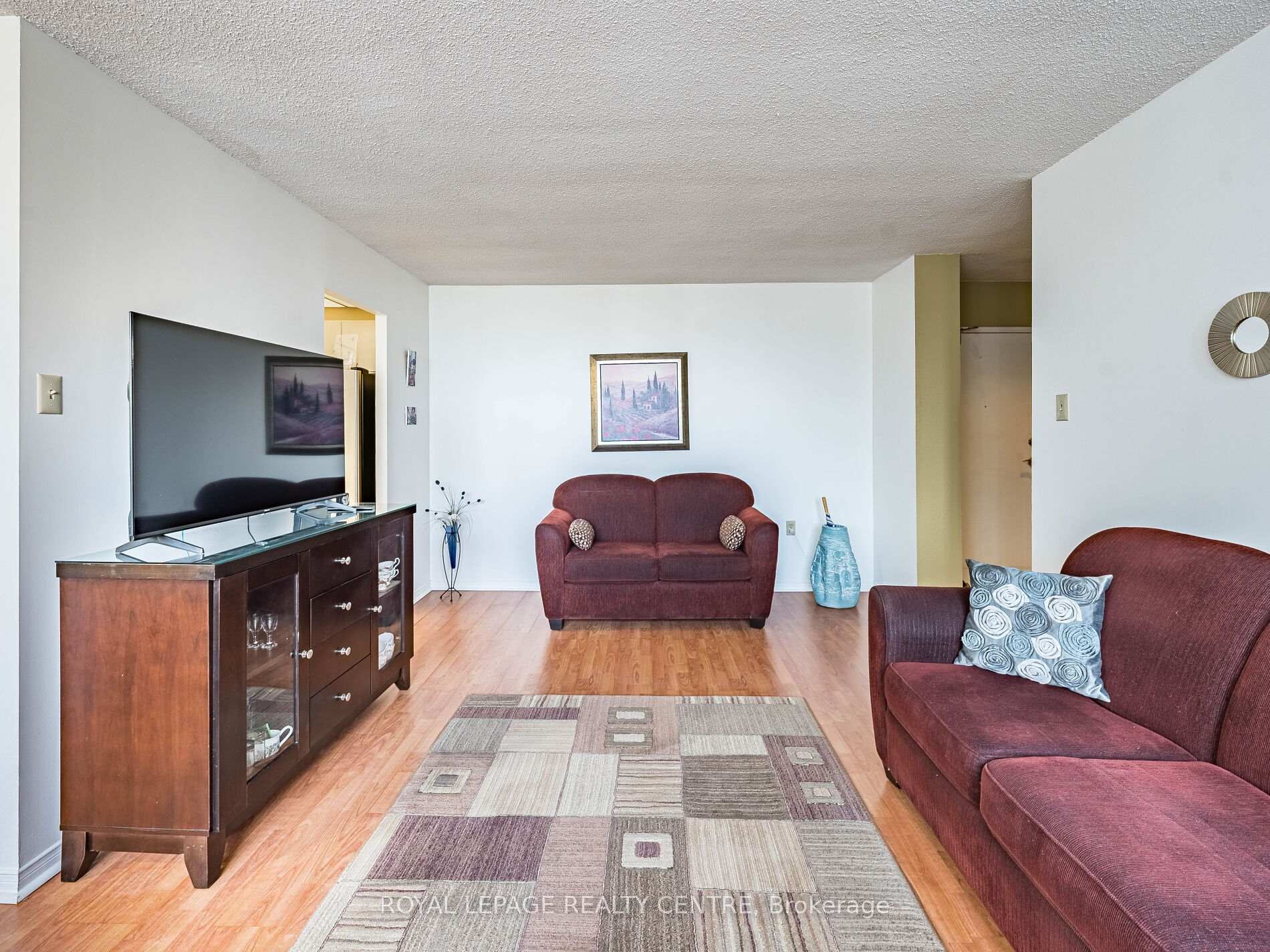 









3590


Kaneff

Crescent West, 1604,
Mississauga,




ON
L5A 3X3

