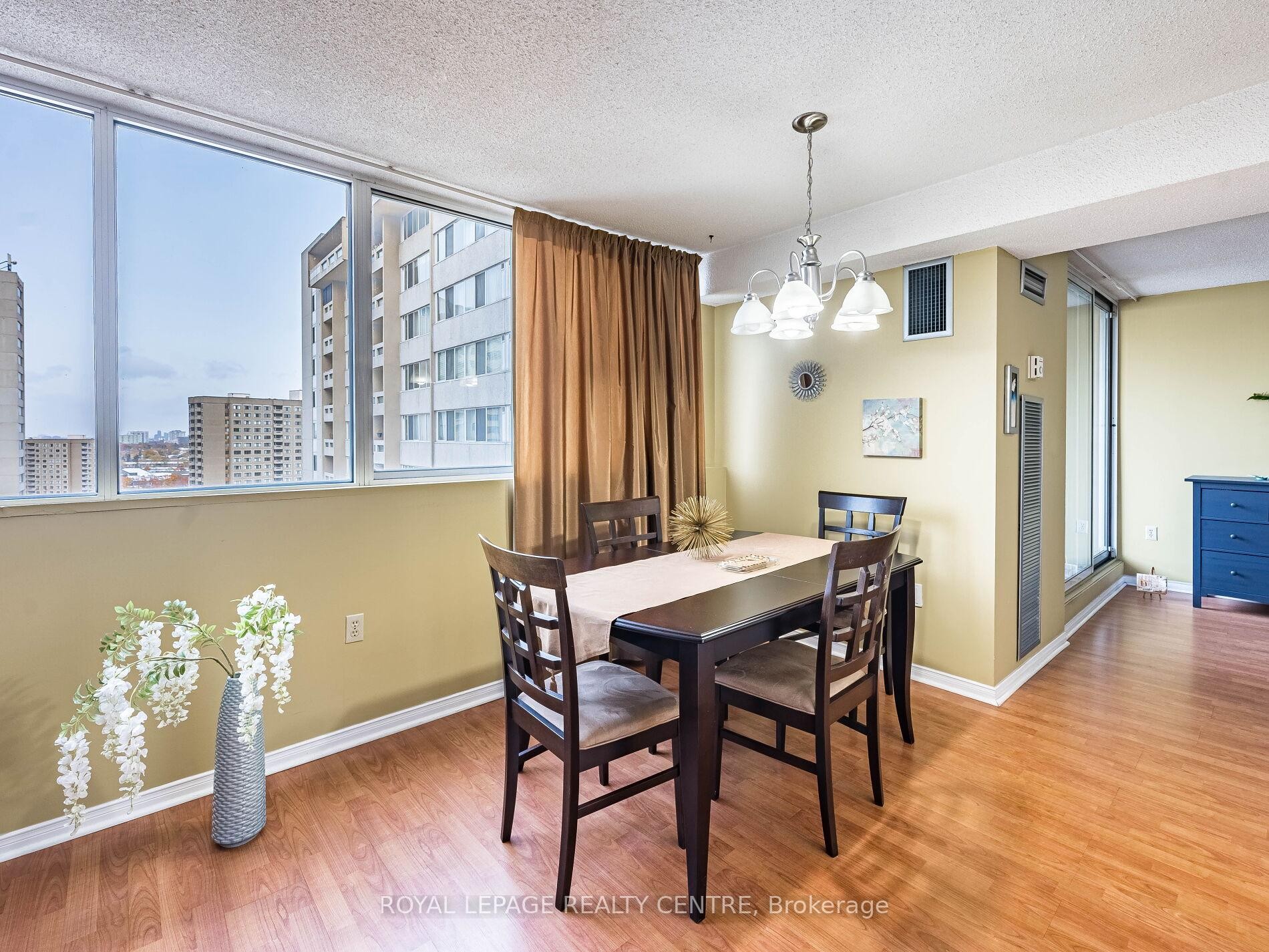 









3590


Kaneff

Crescent West, 1604,
Mississauga,




ON
L5A 3X3

