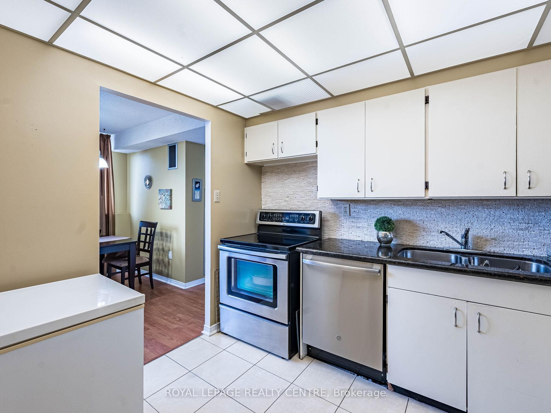 









3590


Kaneff

Crescent West, 1604,
Mississauga,




ON
L5A 3X3

