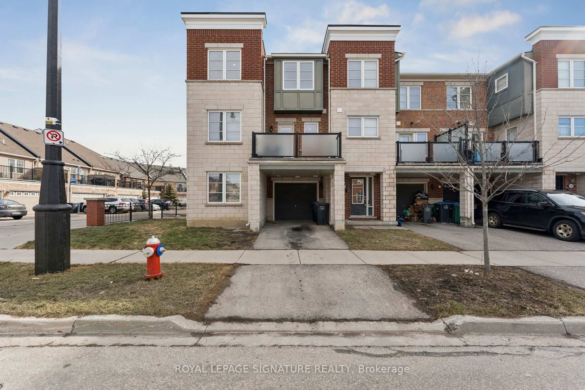 









122


Baycliffe

Crescent,
Brampton,




ON
L7A 3Y7

