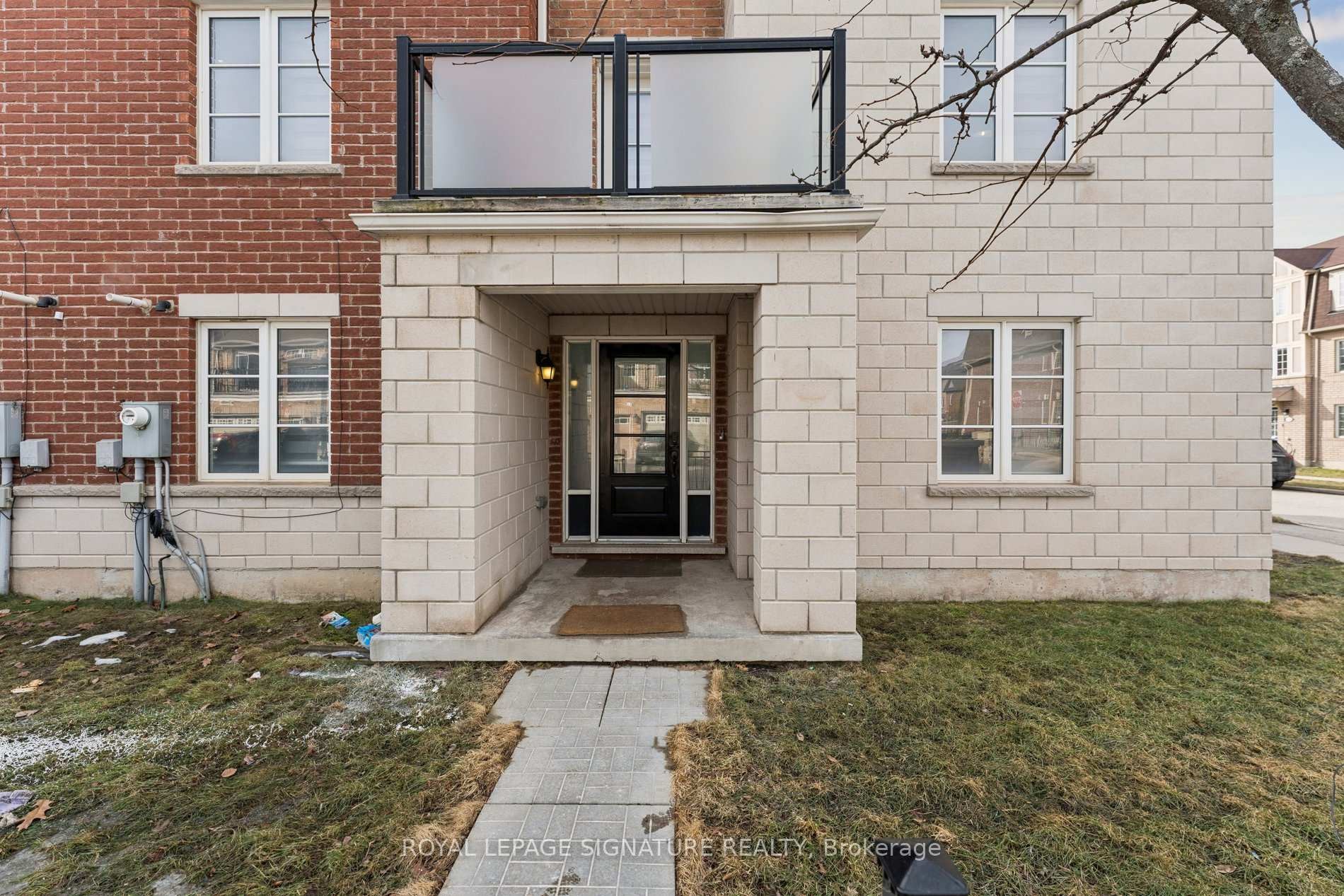 









122


Baycliffe

Crescent,
Brampton,




ON
L7A 3Y7

