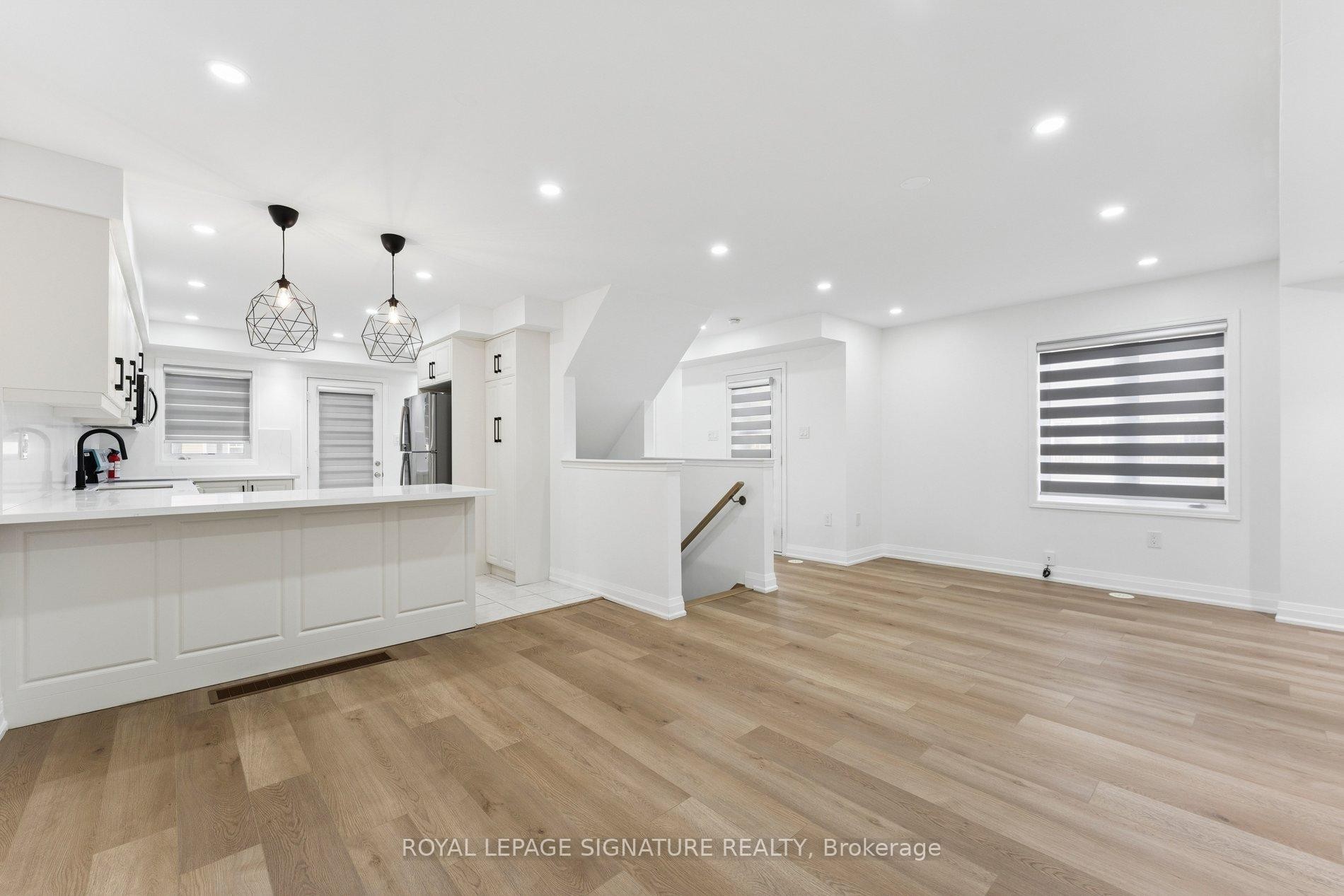 









122


Baycliffe

Crescent,
Brampton,




ON
L7A 3Y7

