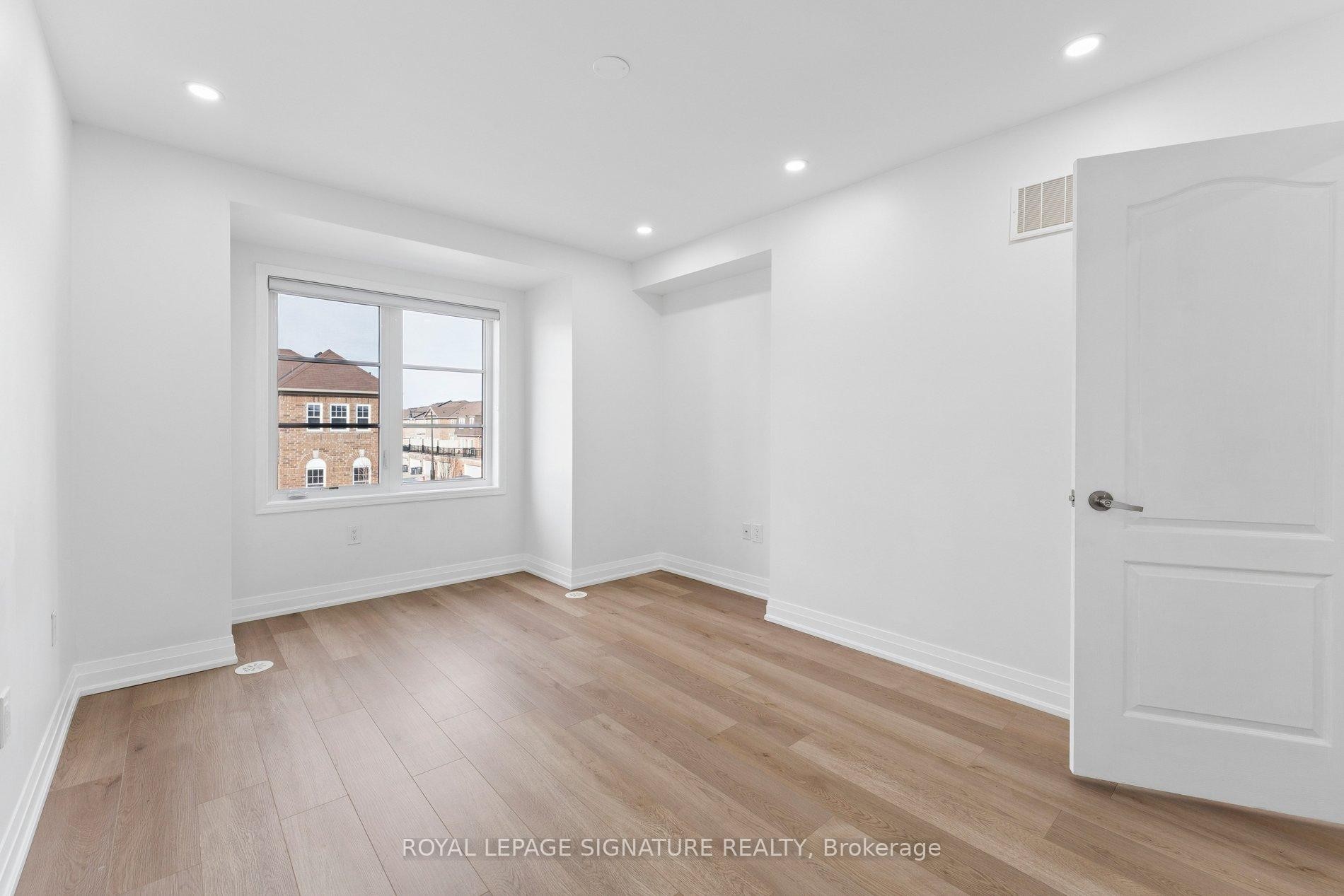 









122


Baycliffe

Crescent,
Brampton,




ON
L7A 3Y7

