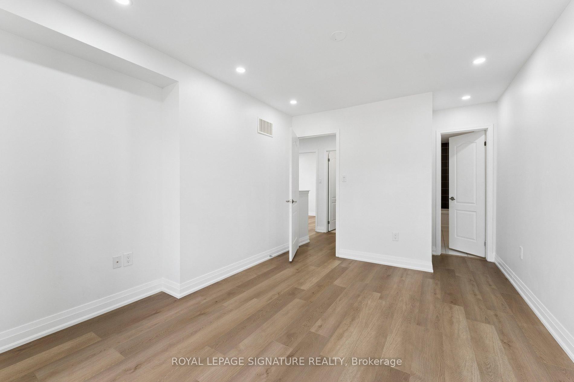 









122


Baycliffe

Crescent,
Brampton,




ON
L7A 3Y7

