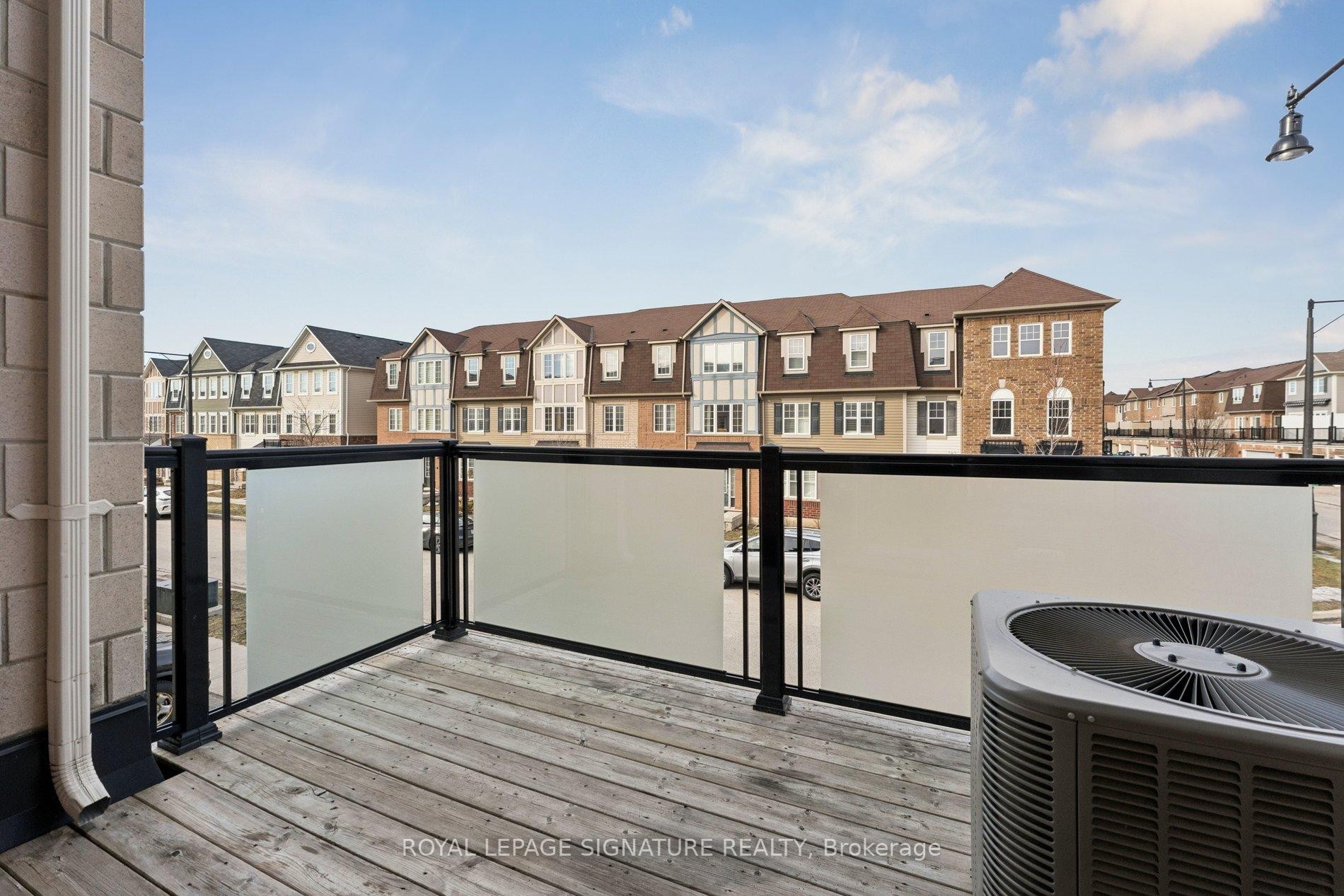 









122


Baycliffe

Crescent,
Brampton,




ON
L7A 3Y7

