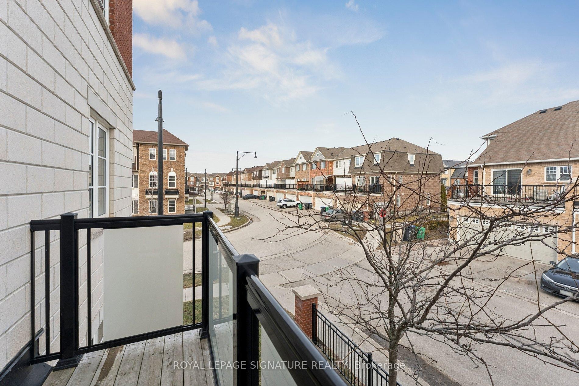 









122


Baycliffe

Crescent,
Brampton,




ON
L7A 3Y7

