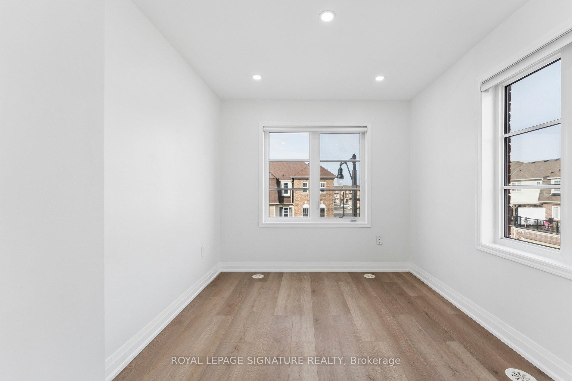 









122


Baycliffe

Crescent,
Brampton,




ON
L7A 3Y7

