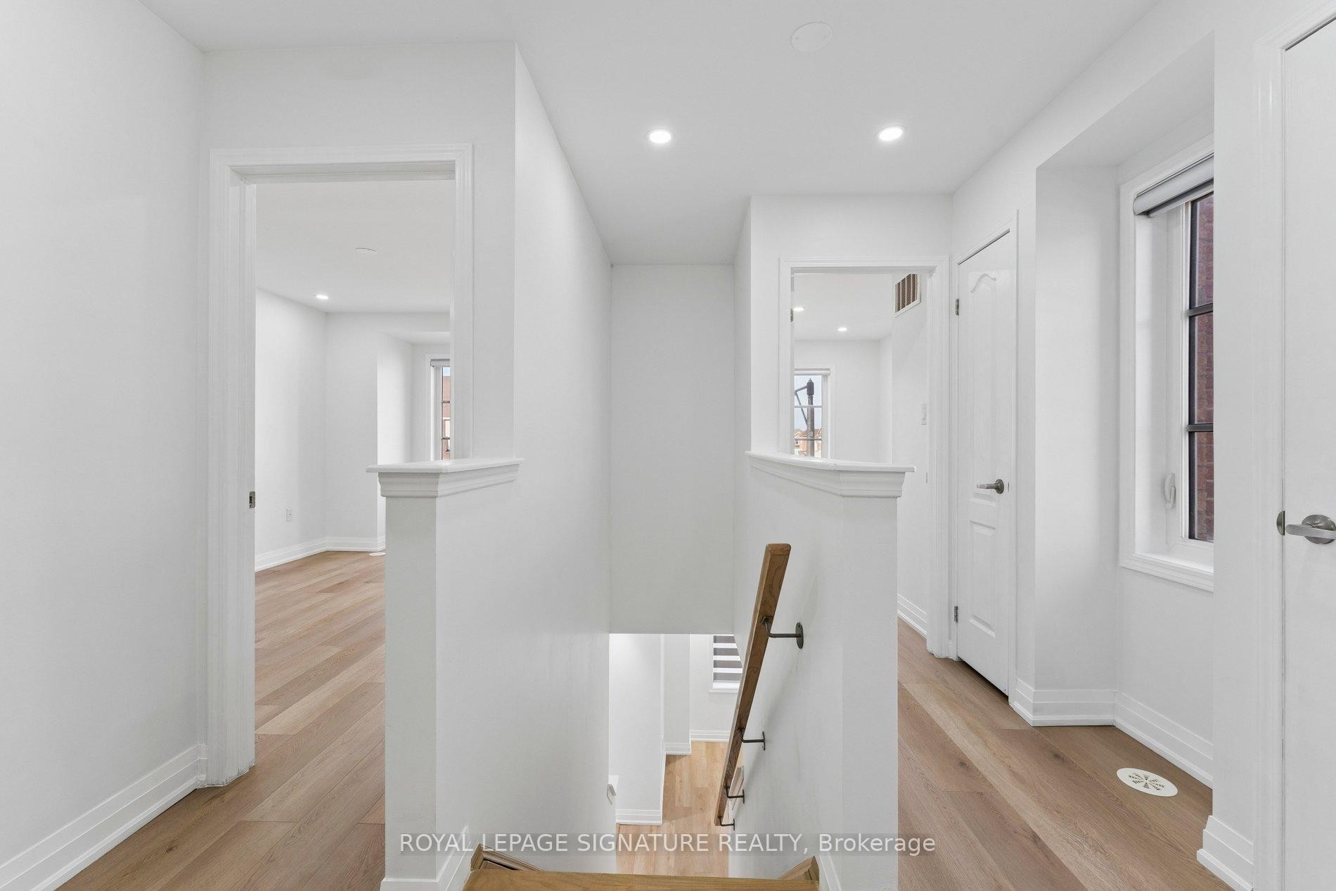 









122


Baycliffe

Crescent,
Brampton,




ON
L7A 3Y7

