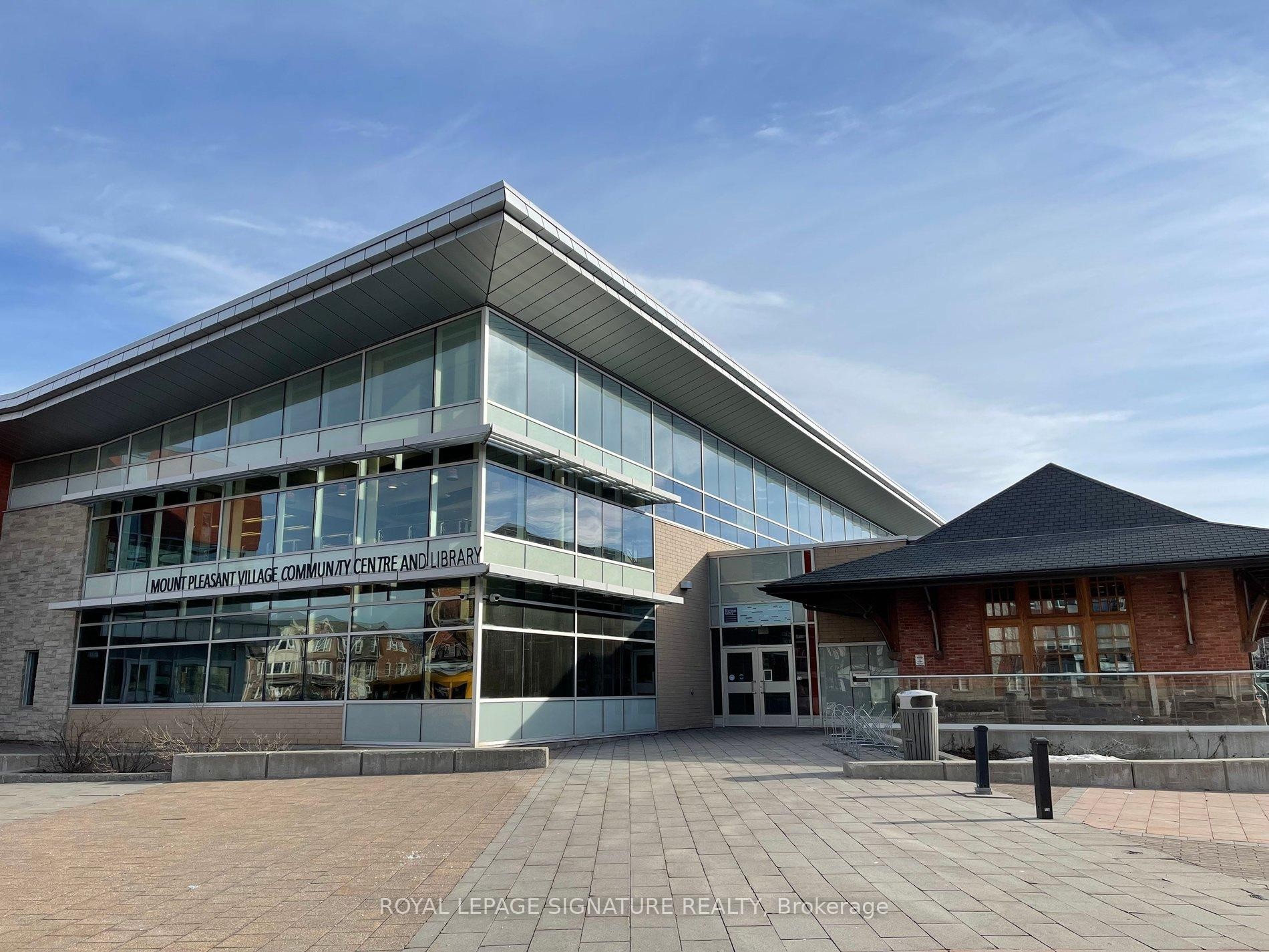 









122


Baycliffe

Crescent,
Brampton,




ON
L7A 3Y7

