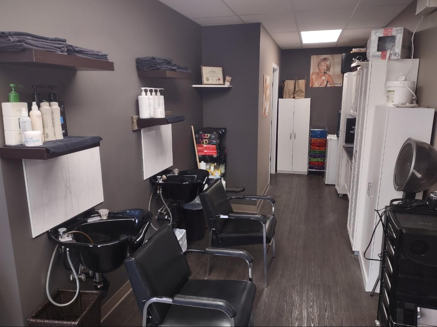 









1890


Cooper

Road, 1,
Kelowna,




BC
V1Y 8B7

