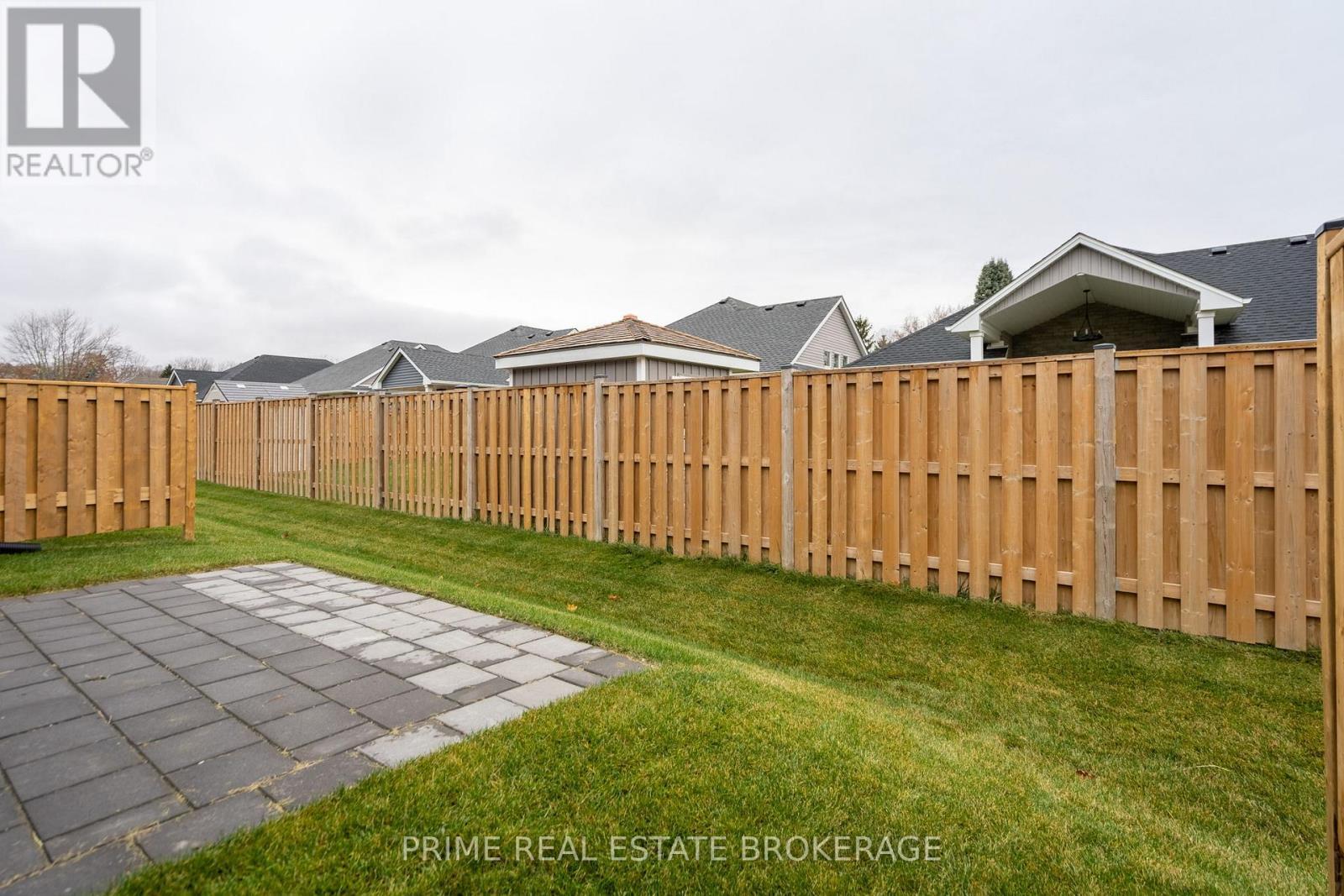












25 - 62 COMPASS TRAIL

,
Central Elgin (Port Stanley),







Ontario
N5L0B4

