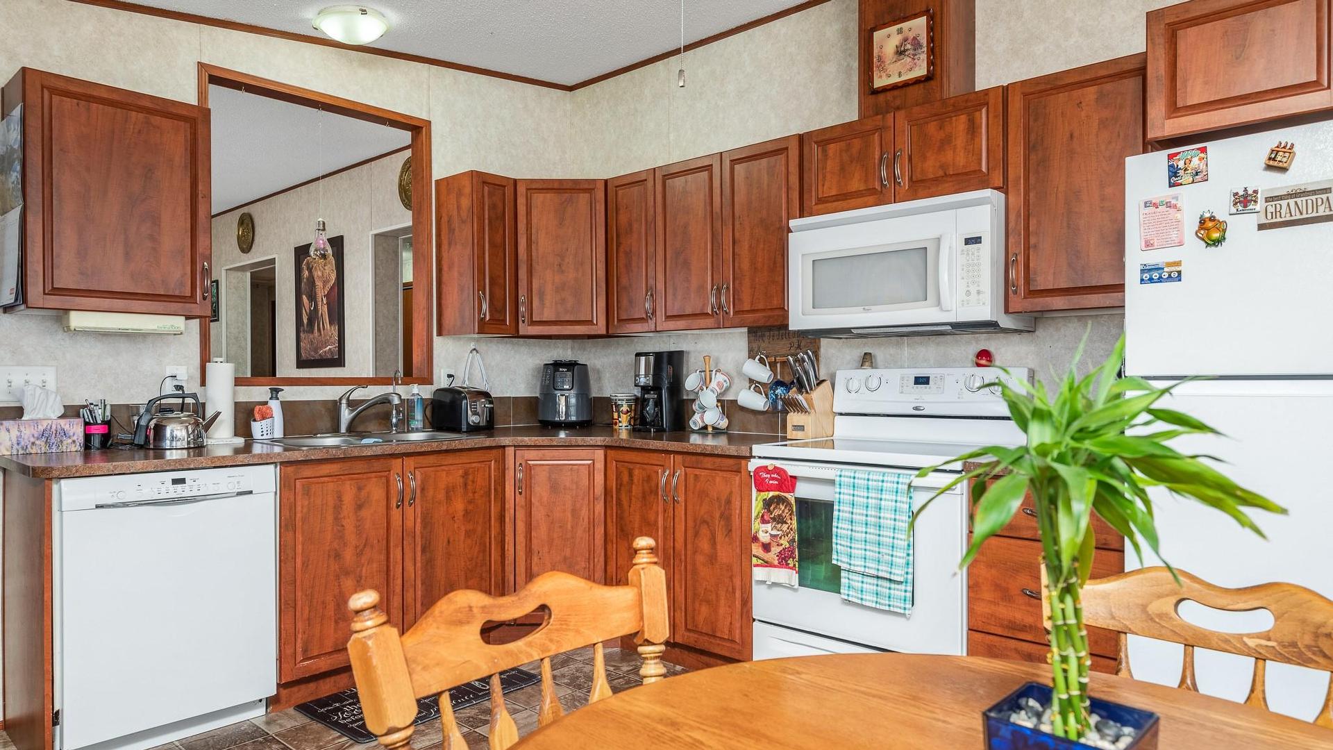 









12560


Westside

Road, 77,
Vernon,




BC
V1H 1S9

