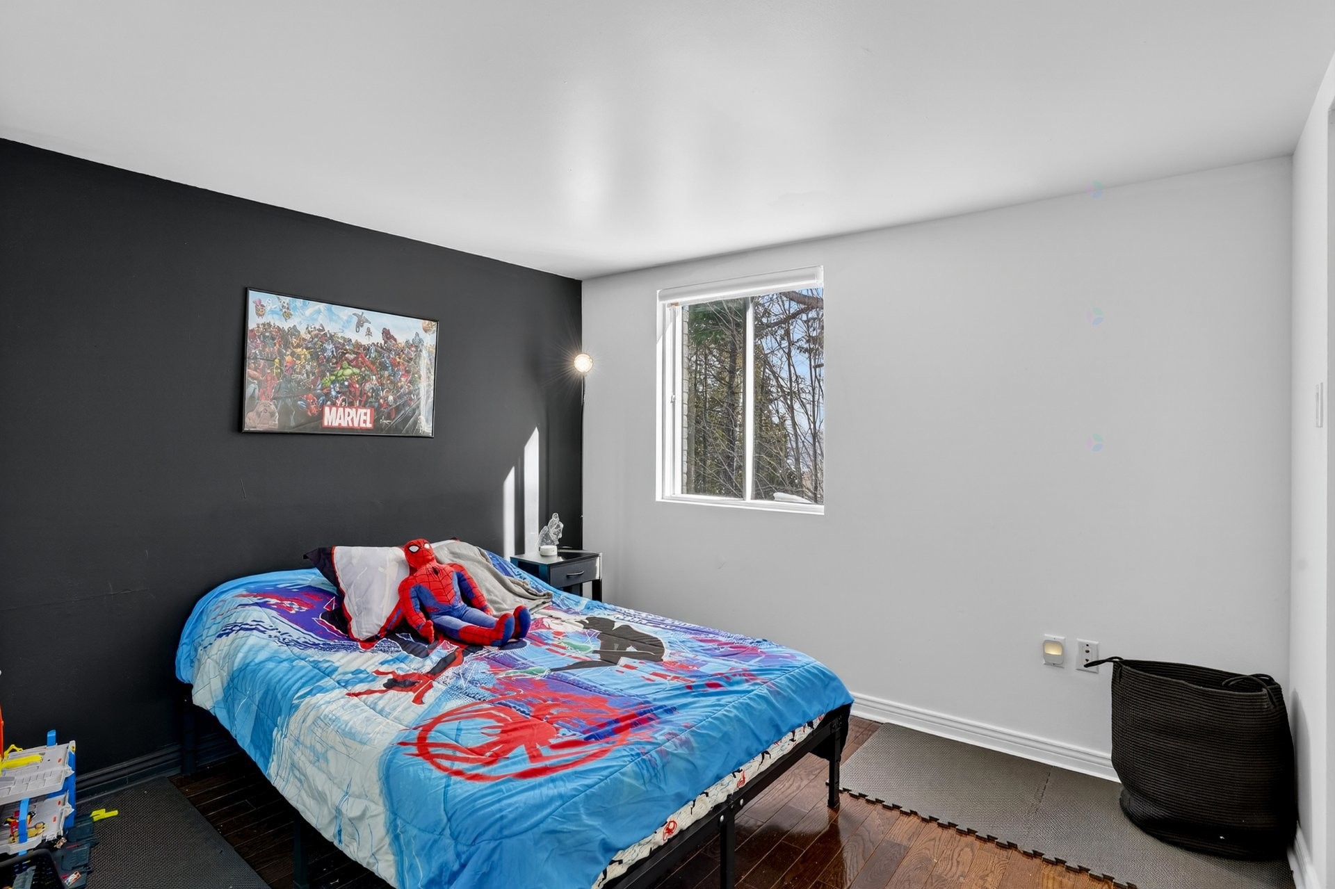 









830


Rue des Conifères

,
Prévost,




QC
J0R1T0

