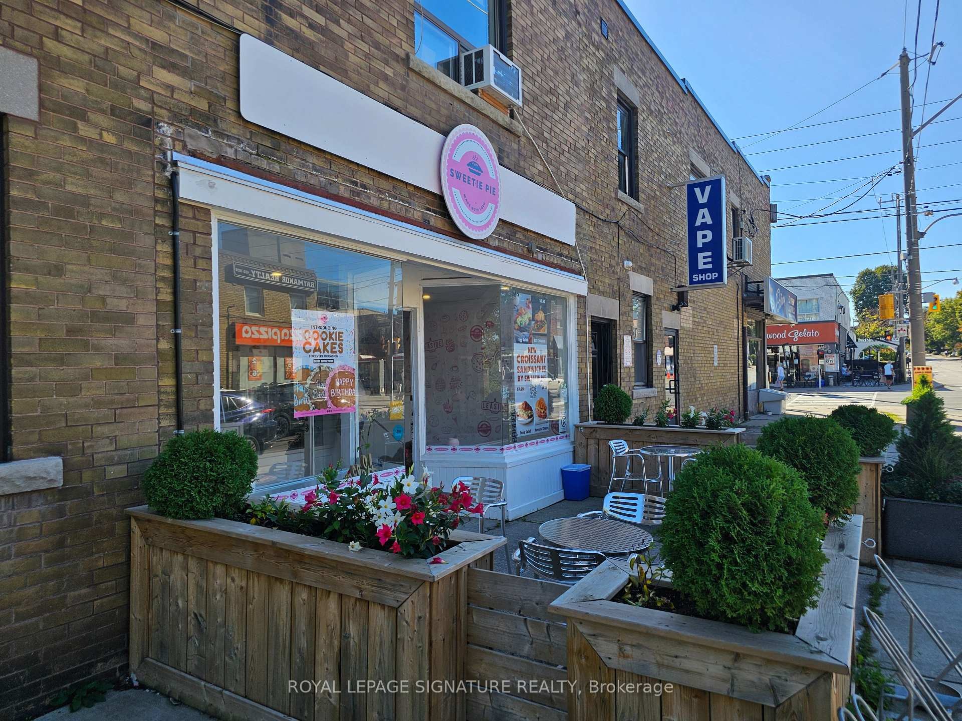 









1639


Bayview

Avenue,
Toronto,




ON
M4G 3B5

