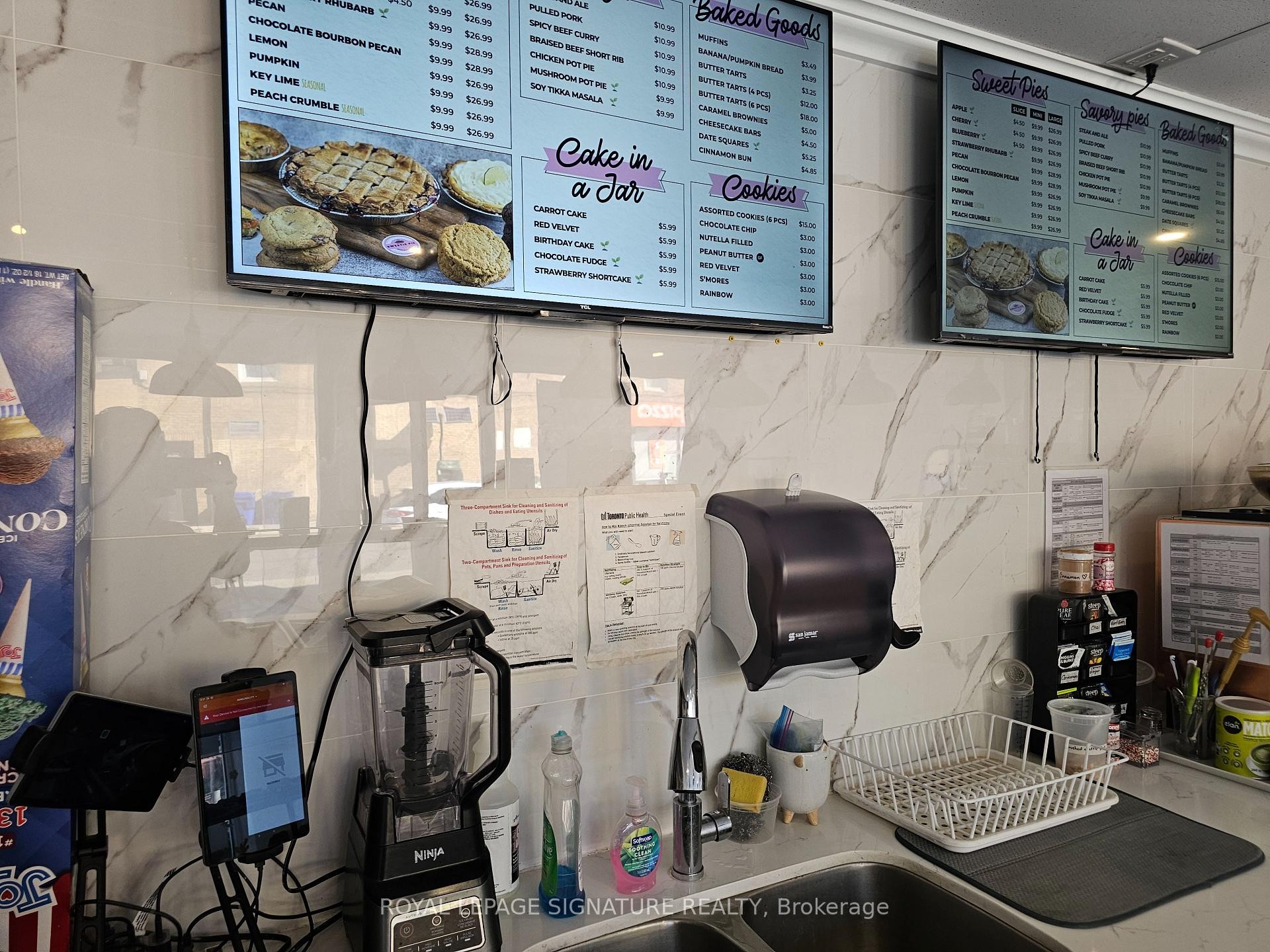 









1639


Bayview

Avenue,
Toronto,




ON
M4G 3B5

