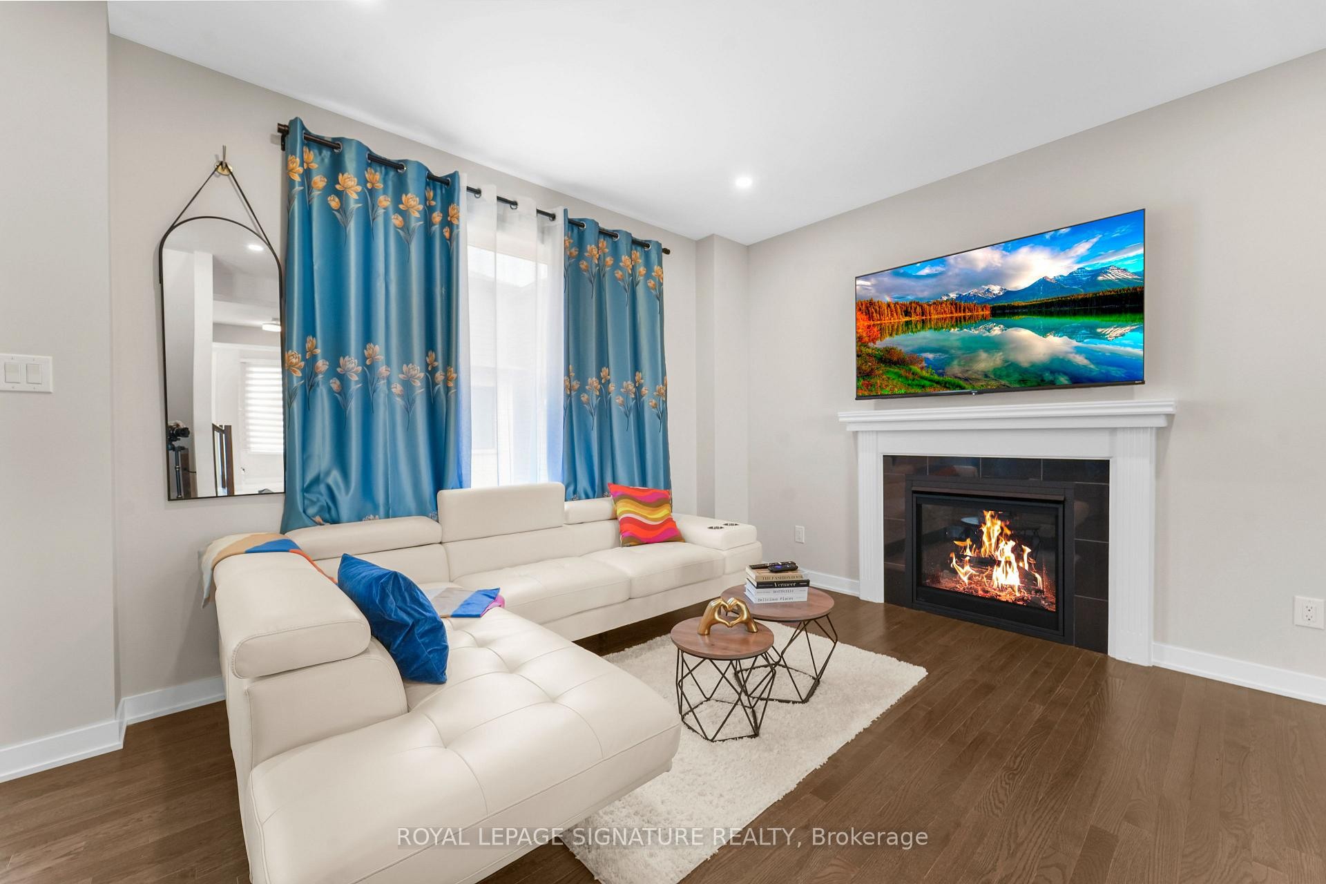 









280


Sapling

Grove South,
Barrhaven,




ON
K2J 7L9


