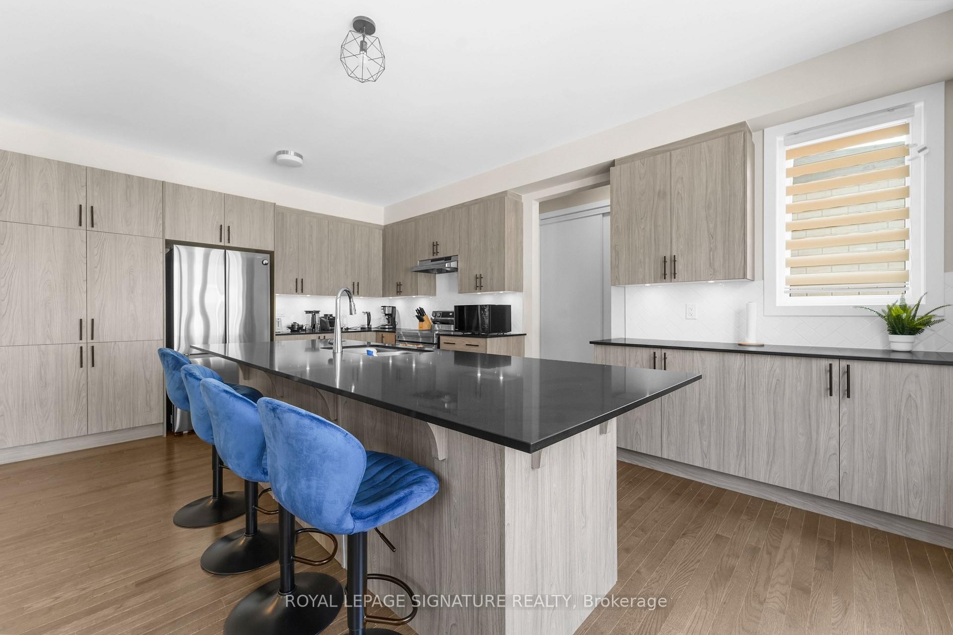 









280


Sapling

Grove South,
Barrhaven,




ON
K2J 7L9

