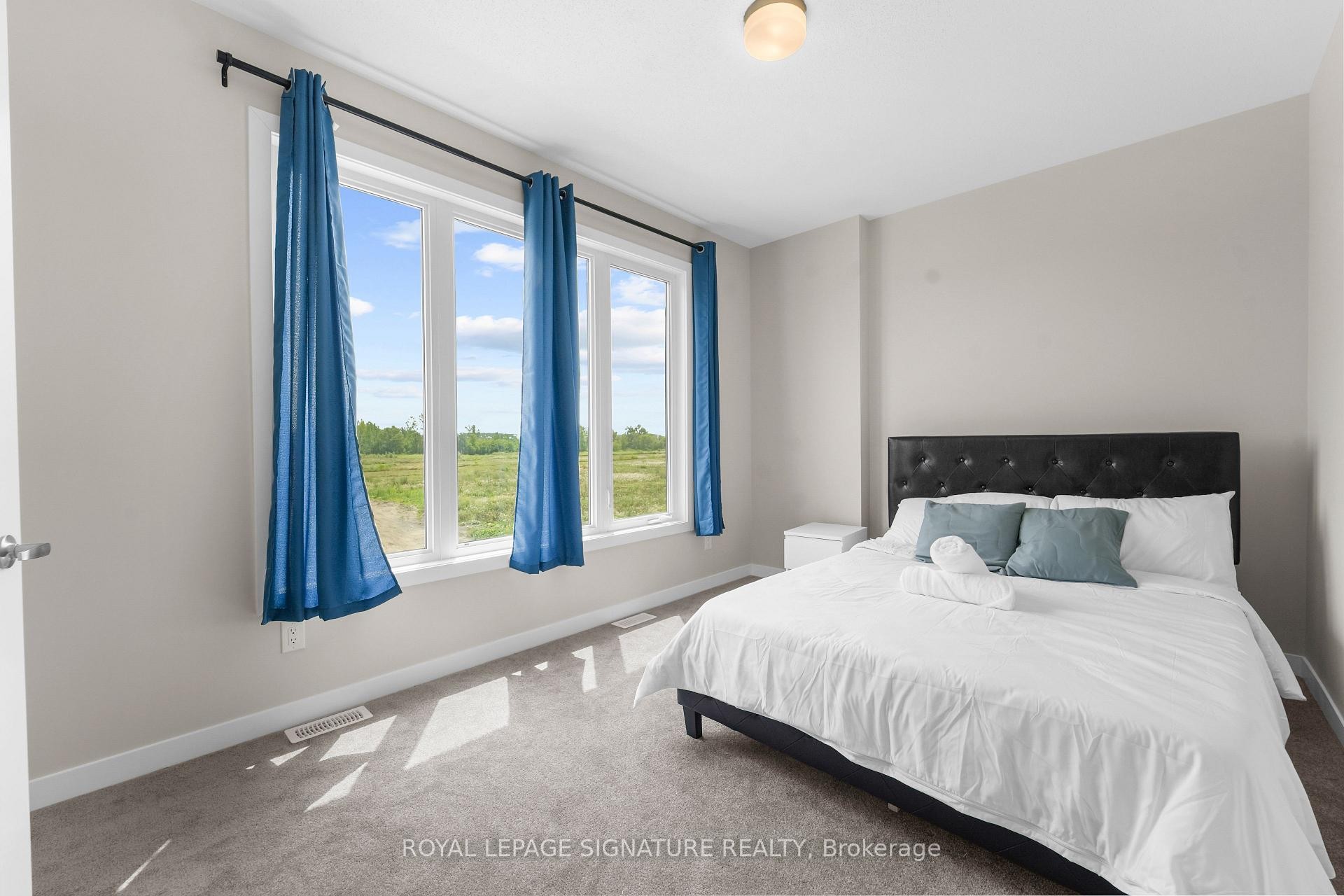 









280


Sapling

Grove South,
Barrhaven,




ON
K2J 7L9


