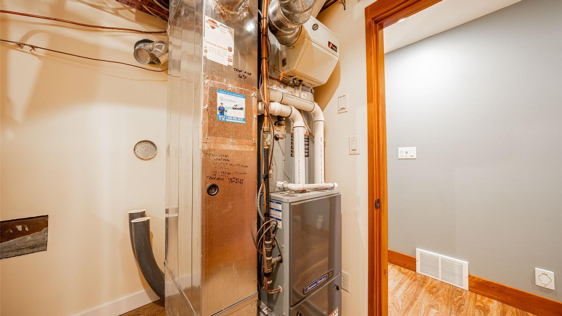 









6440


Okanagan

Avenue,
Salmon Arm,




BC
V1E 1Y2

