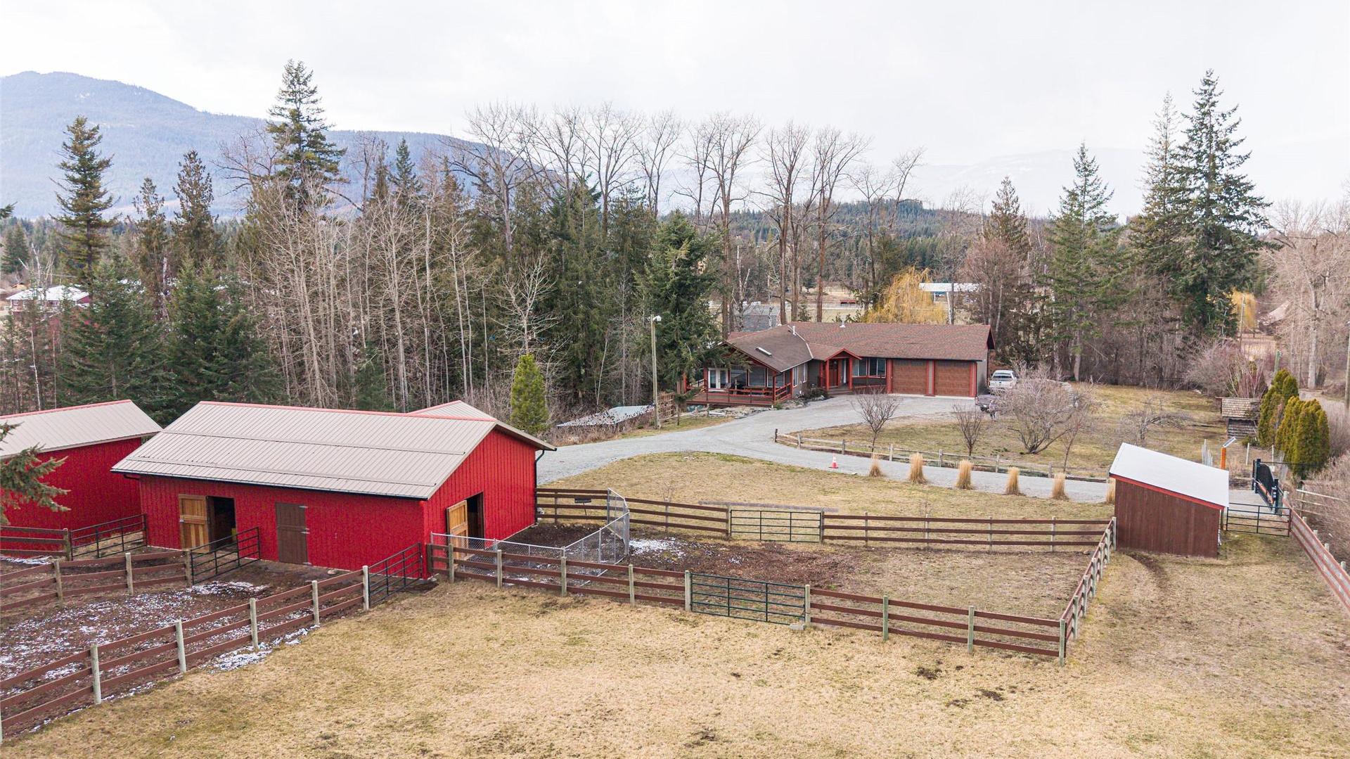 









6440


Okanagan

Avenue,
Salmon Arm,




BC
V1E 1Y2

