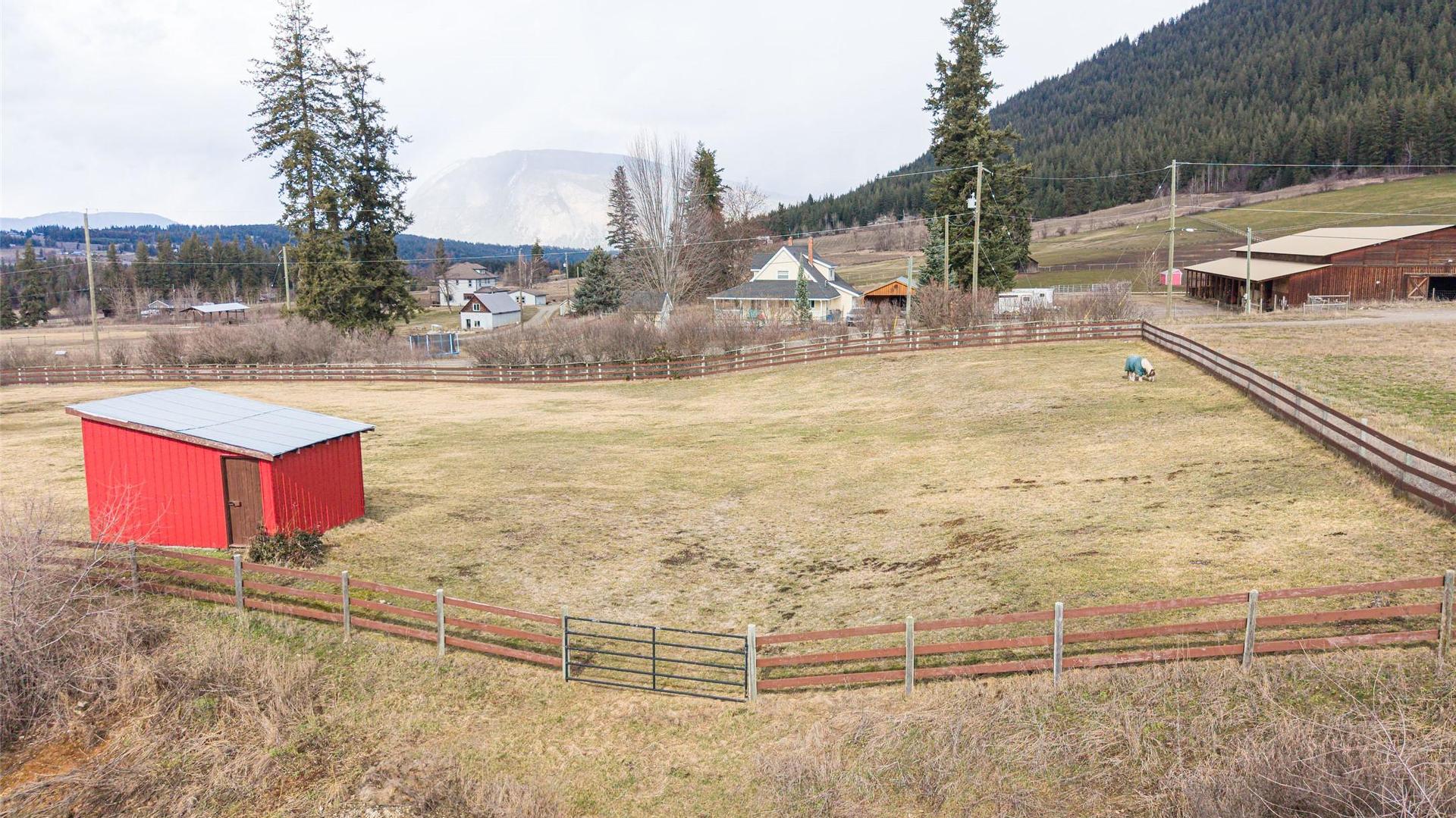 









6440


Okanagan

Avenue,
Salmon Arm,




BC
V1E 1Y2

