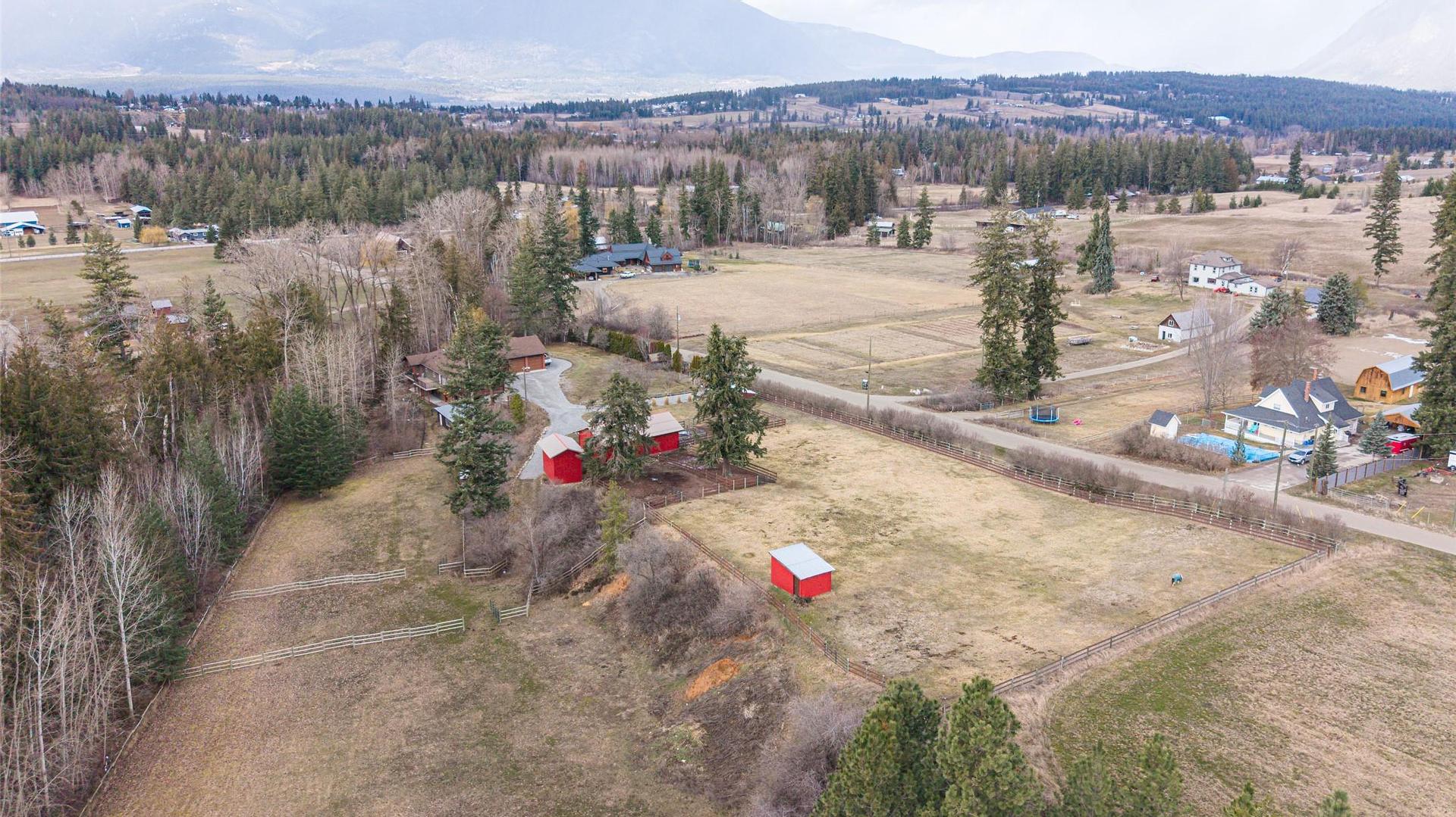 









6440


Okanagan

Avenue,
Salmon Arm,




BC
V1E 1Y2

