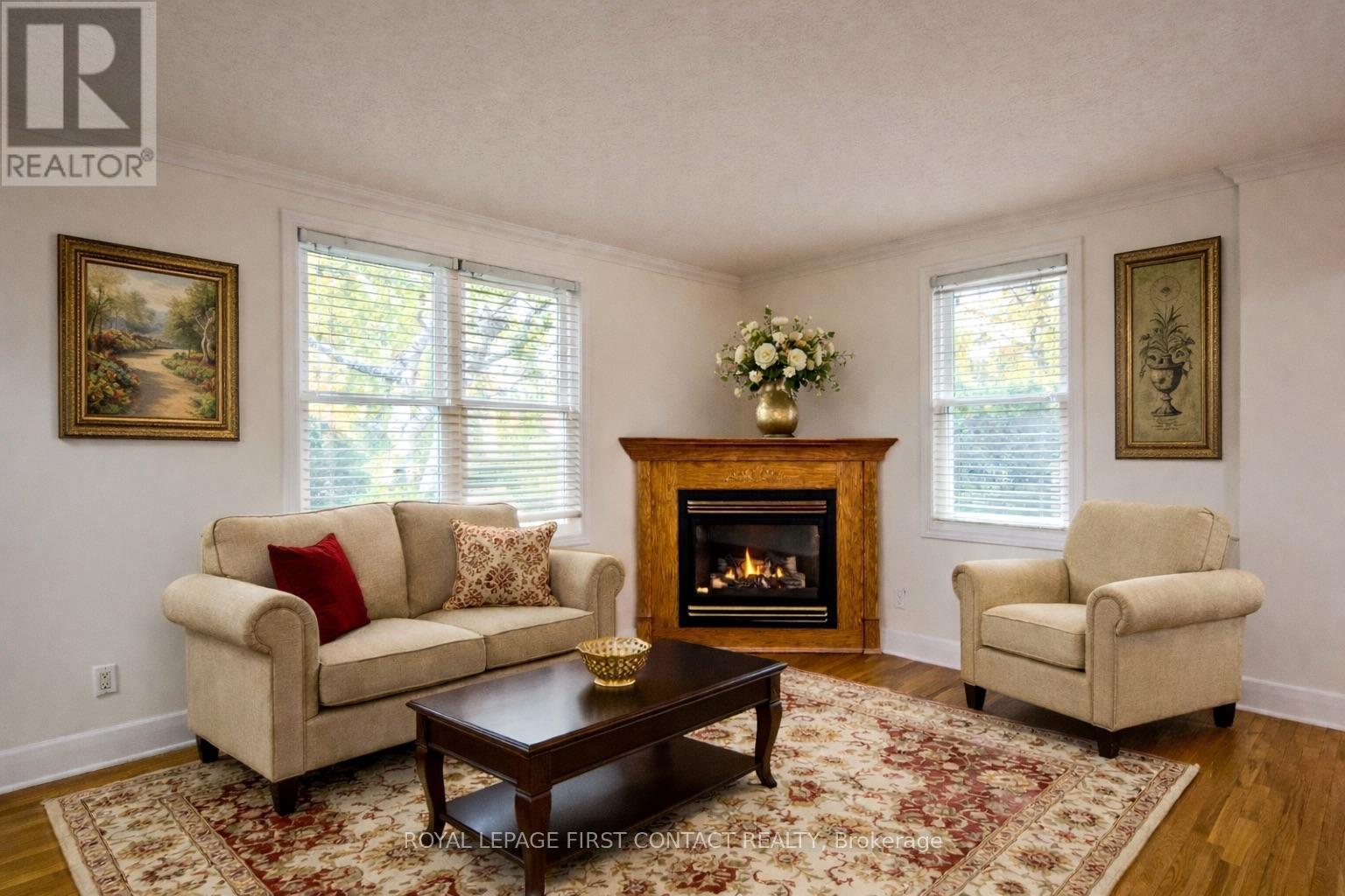 












25 HOLGATE STREET

,
Barrie,




Ontario
L4N2T6

