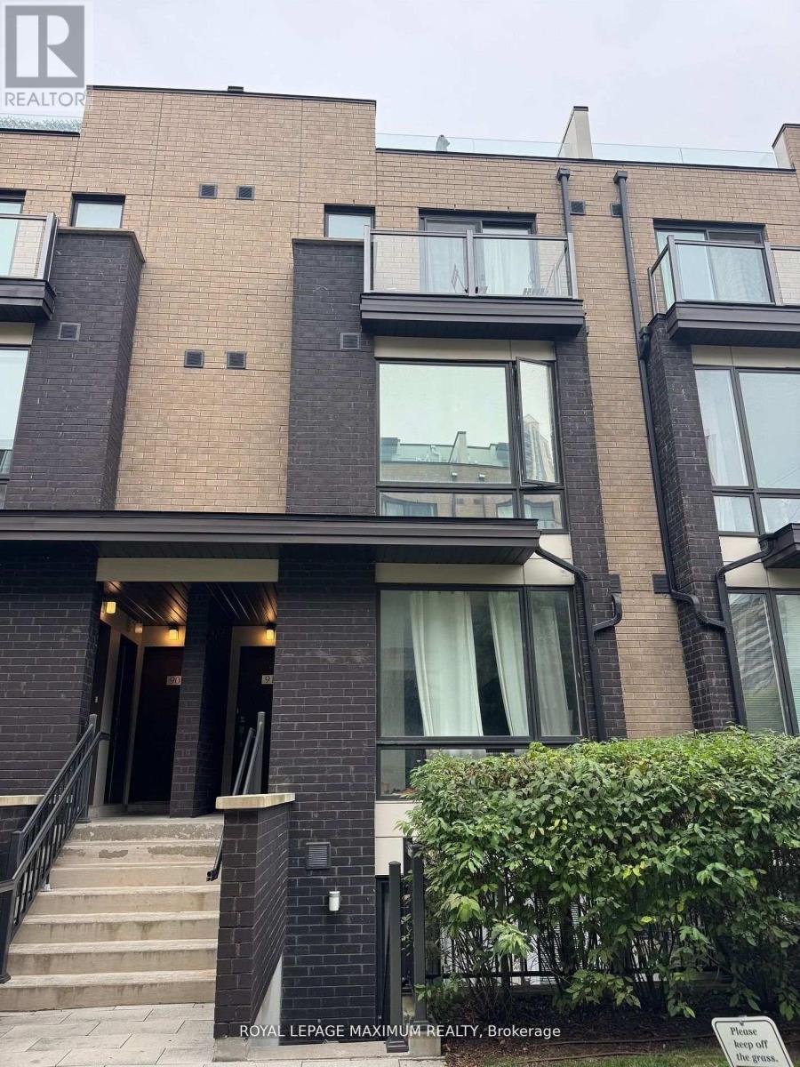 












92 - 30 FIELDWAY ROAD

,
Toronto,




Ontario
M8Z0E3

