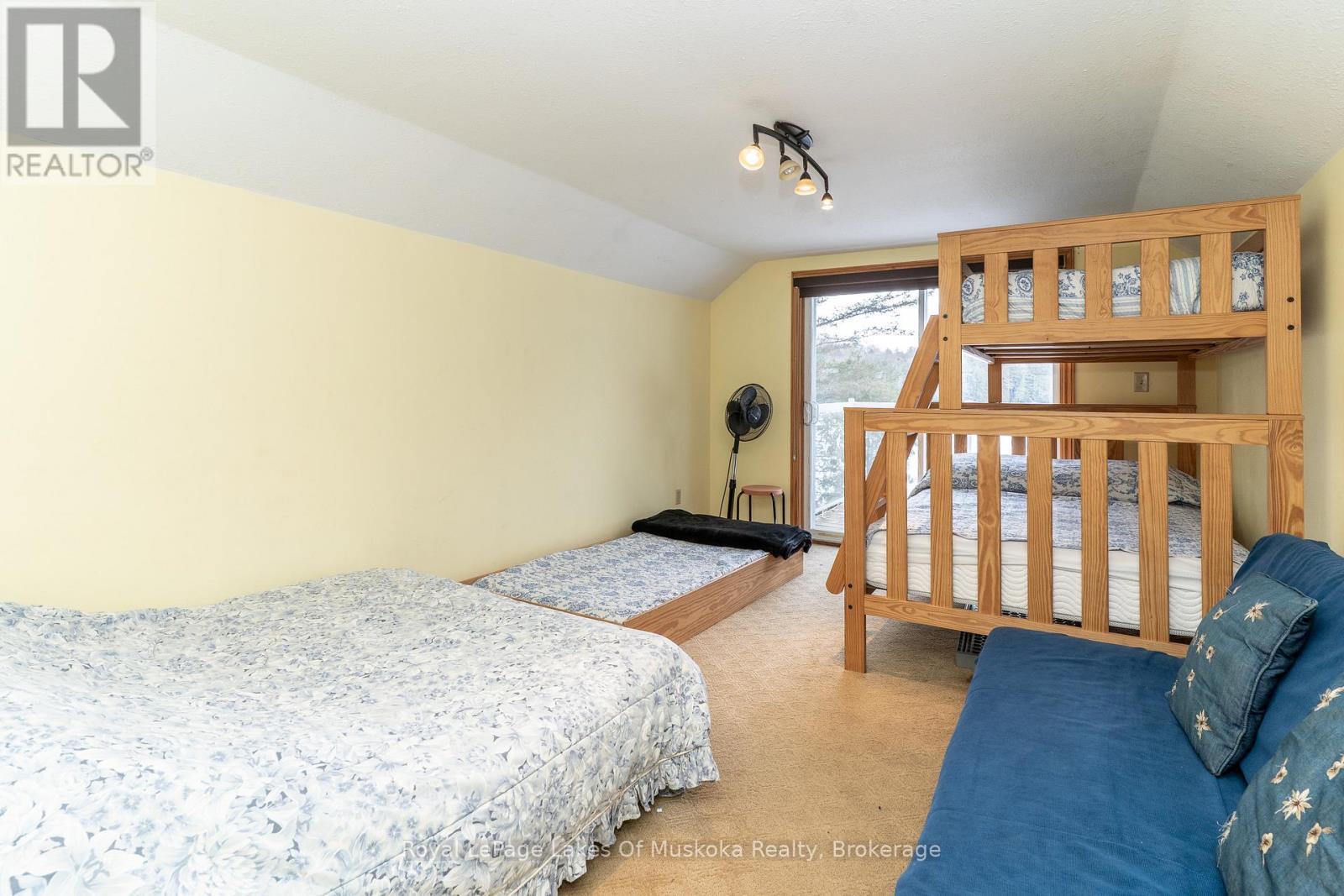 












1012 GOODLIFE LANE

,
Algonquin Highlands (Sherborne),




Ontario
P0A0A8

