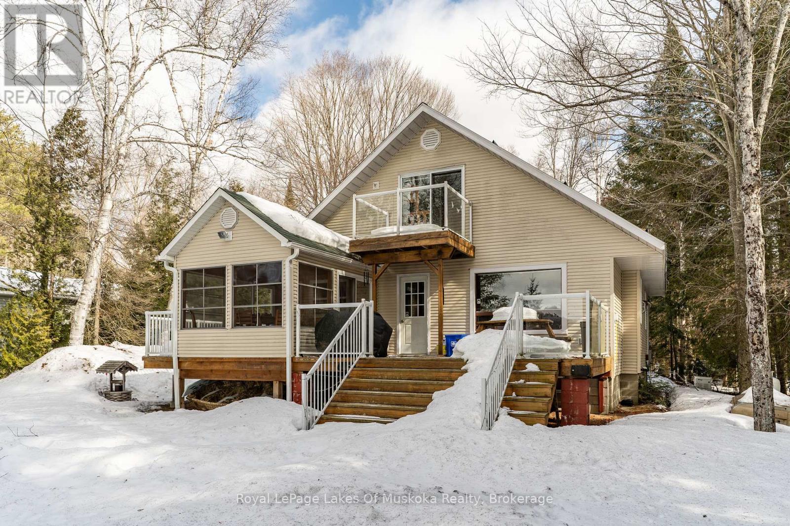












1012 GOODLIFE LANE

,
Algonquin Highlands (Sherborne),




Ontario
P0A0A8


