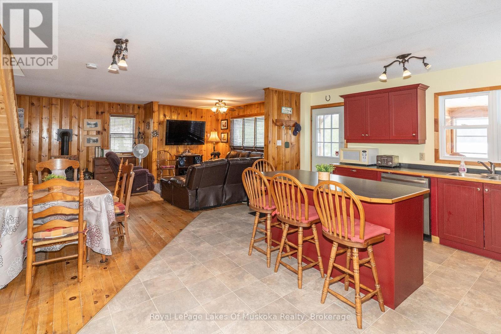 












1012 GOODLIFE LANE

,
Algonquin Highlands (Sherborne),




Ontario
P0A0A8

