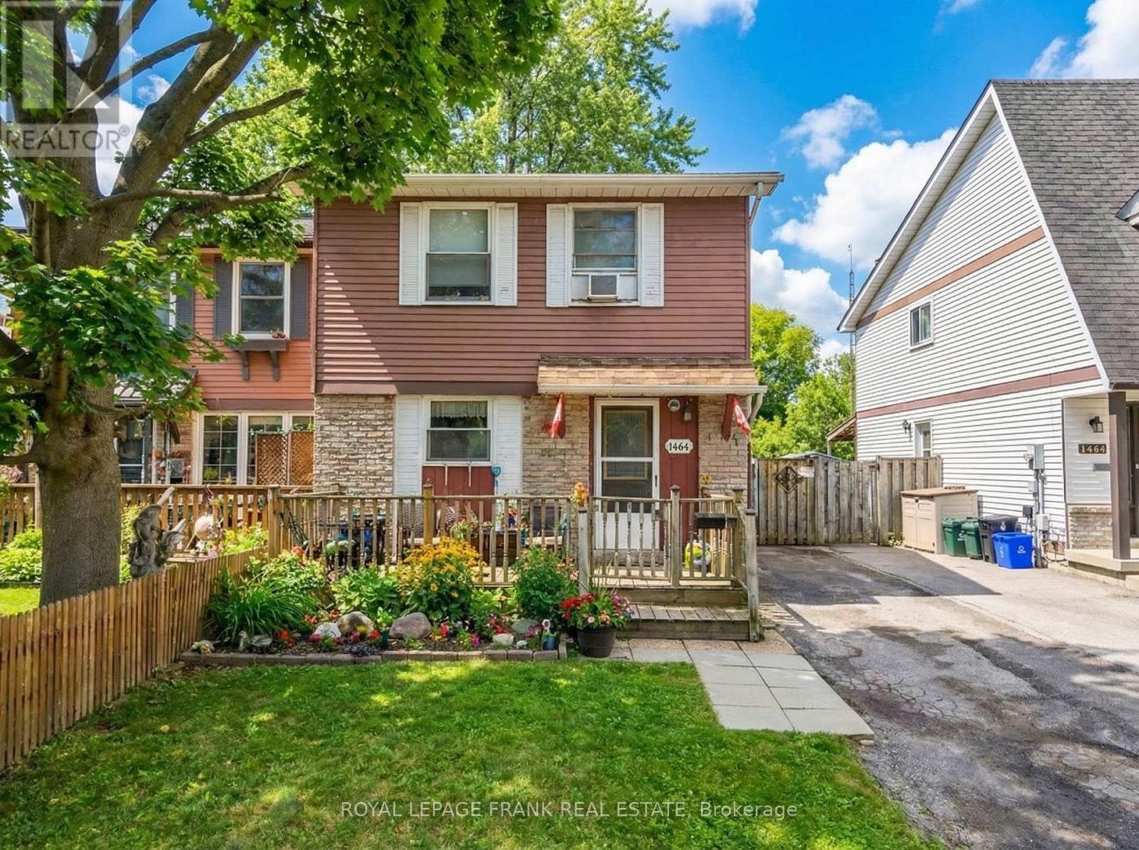 












1464 WECKER DRIVE

,
Oshawa (Lakeview),




Ontario
L1J6N2

