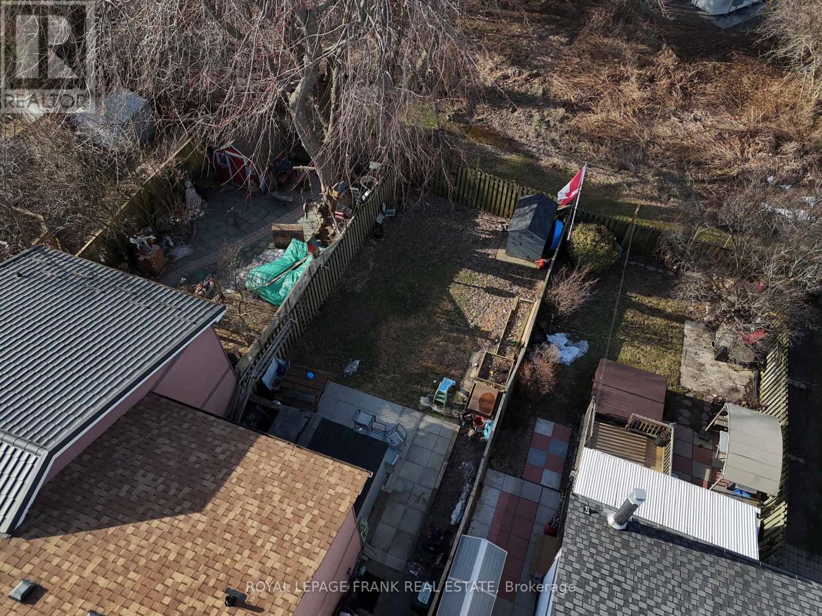 












1464 WECKER DRIVE

,
Oshawa (Lakeview),




Ontario
L1J6N2

