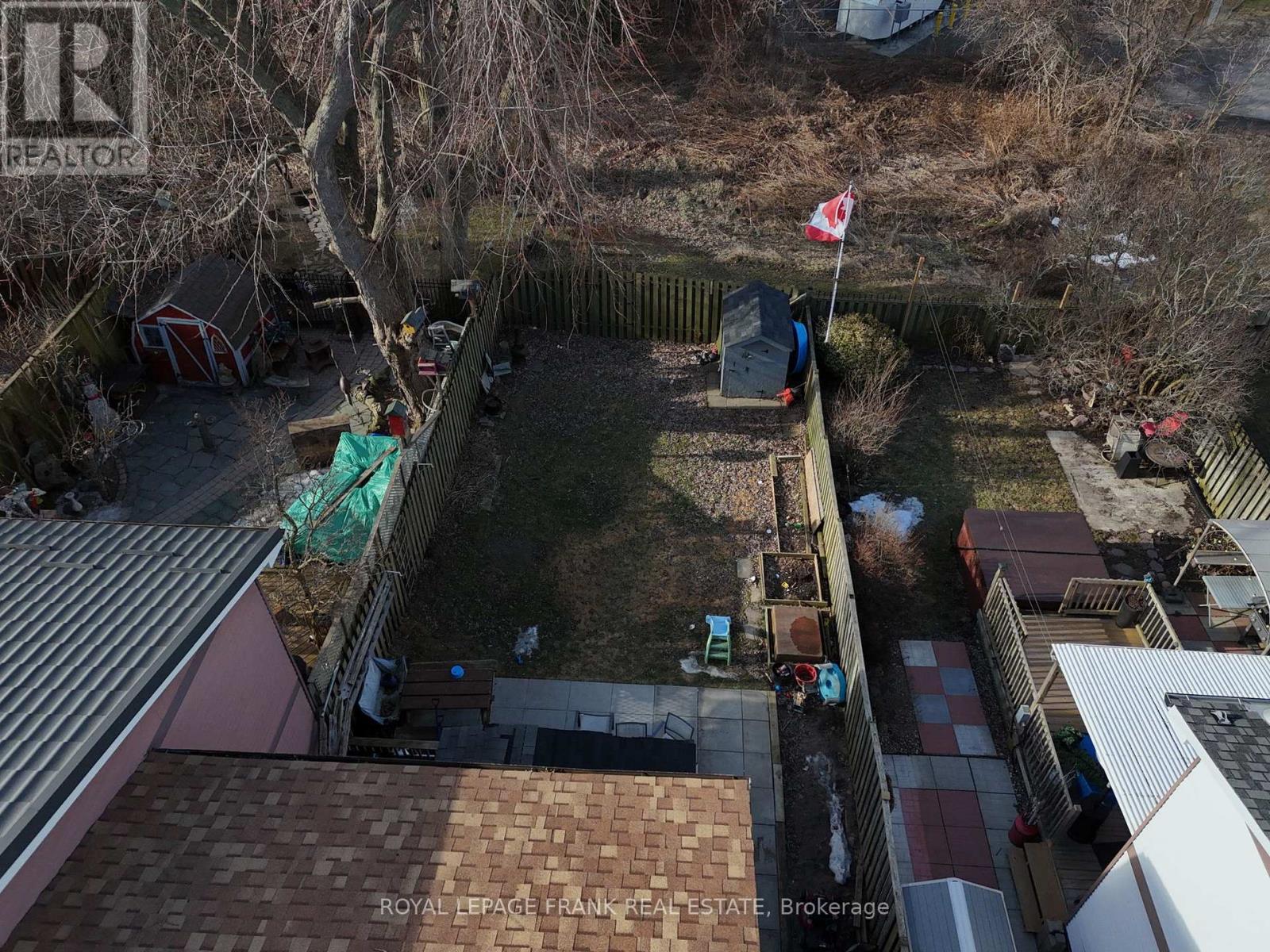 












1464 WECKER DRIVE

,
Oshawa (Lakeview),




Ontario
L1J6N2

