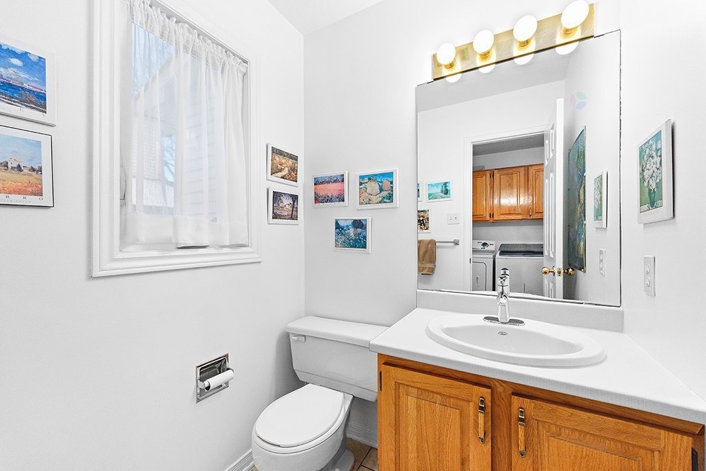 









231


Av. des Explorateurs

,
Gatineau (Aylmer),




QC
J9J1M2

