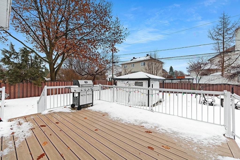 









231


Av. des Explorateurs

,
Gatineau (Aylmer),




QC
J9J1M2

