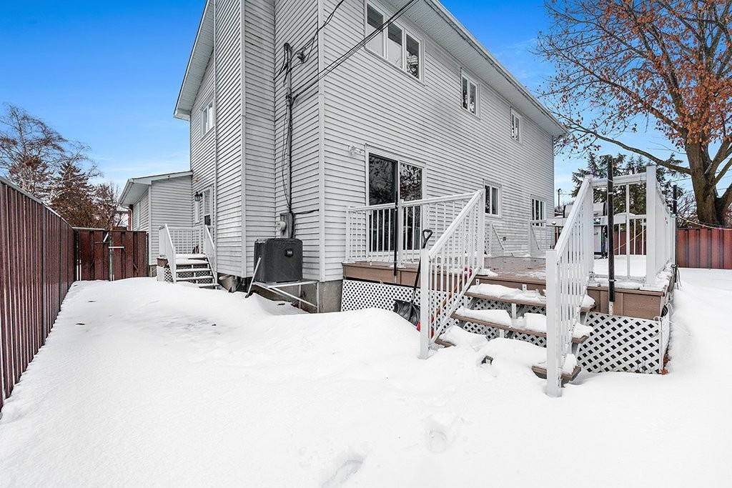 









231


Av. des Explorateurs

,
Gatineau (Aylmer),




QC
J9J1M2

